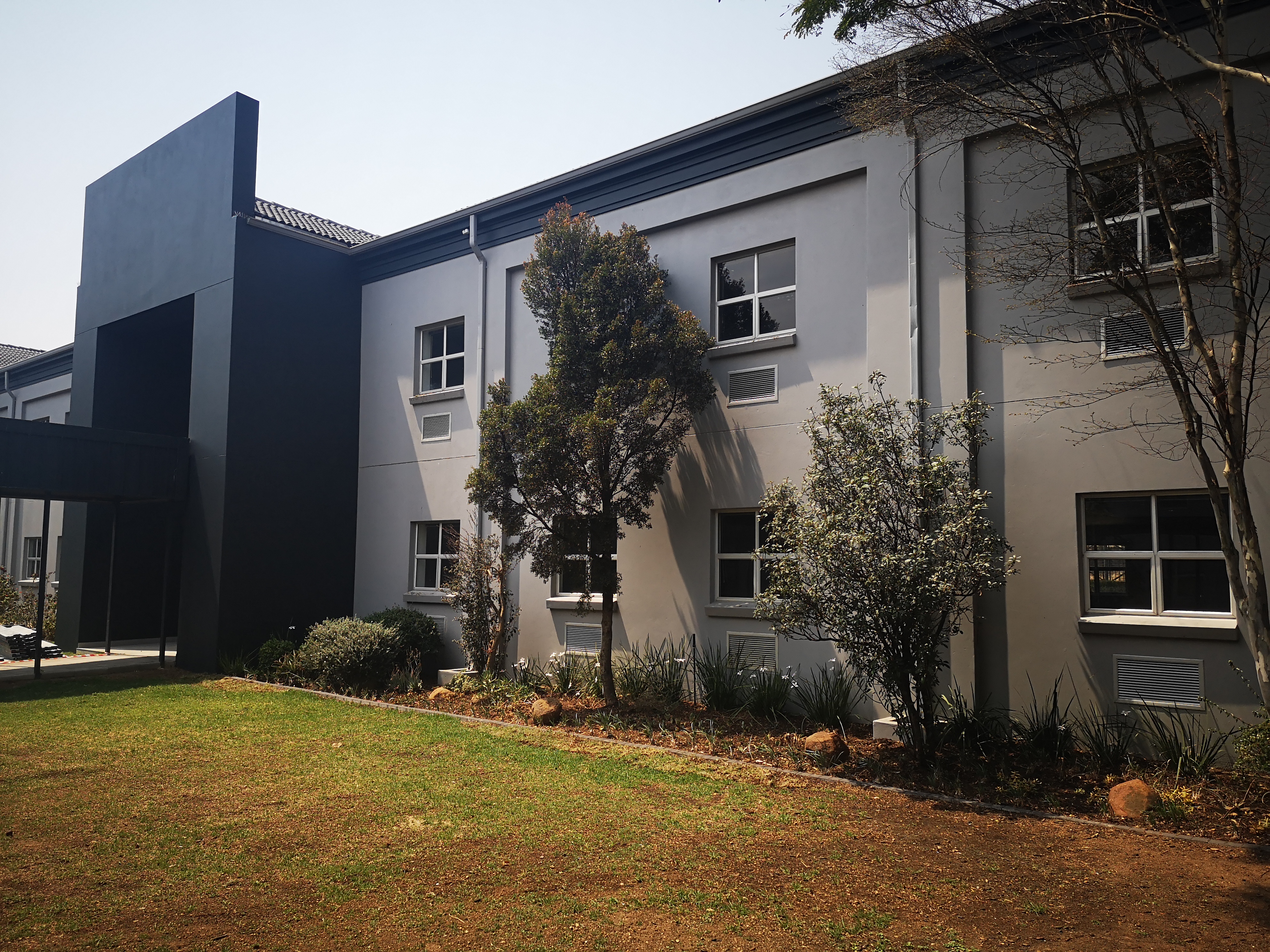 586m² Office Space to rent at Riverview Office Park (1 River Road) in Kyalami