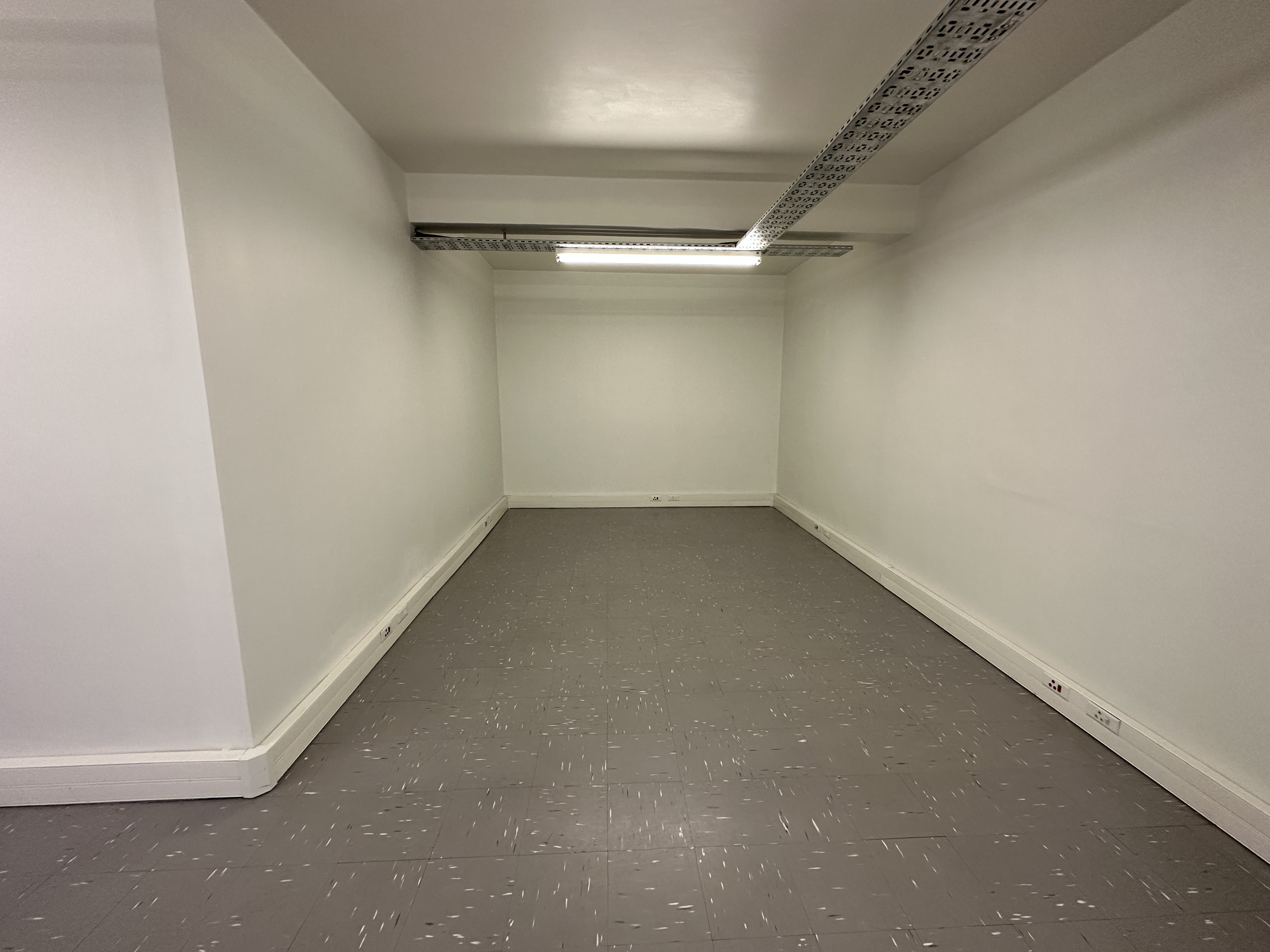 90m² Office Space to rent at The Landing in Cape Town CBD