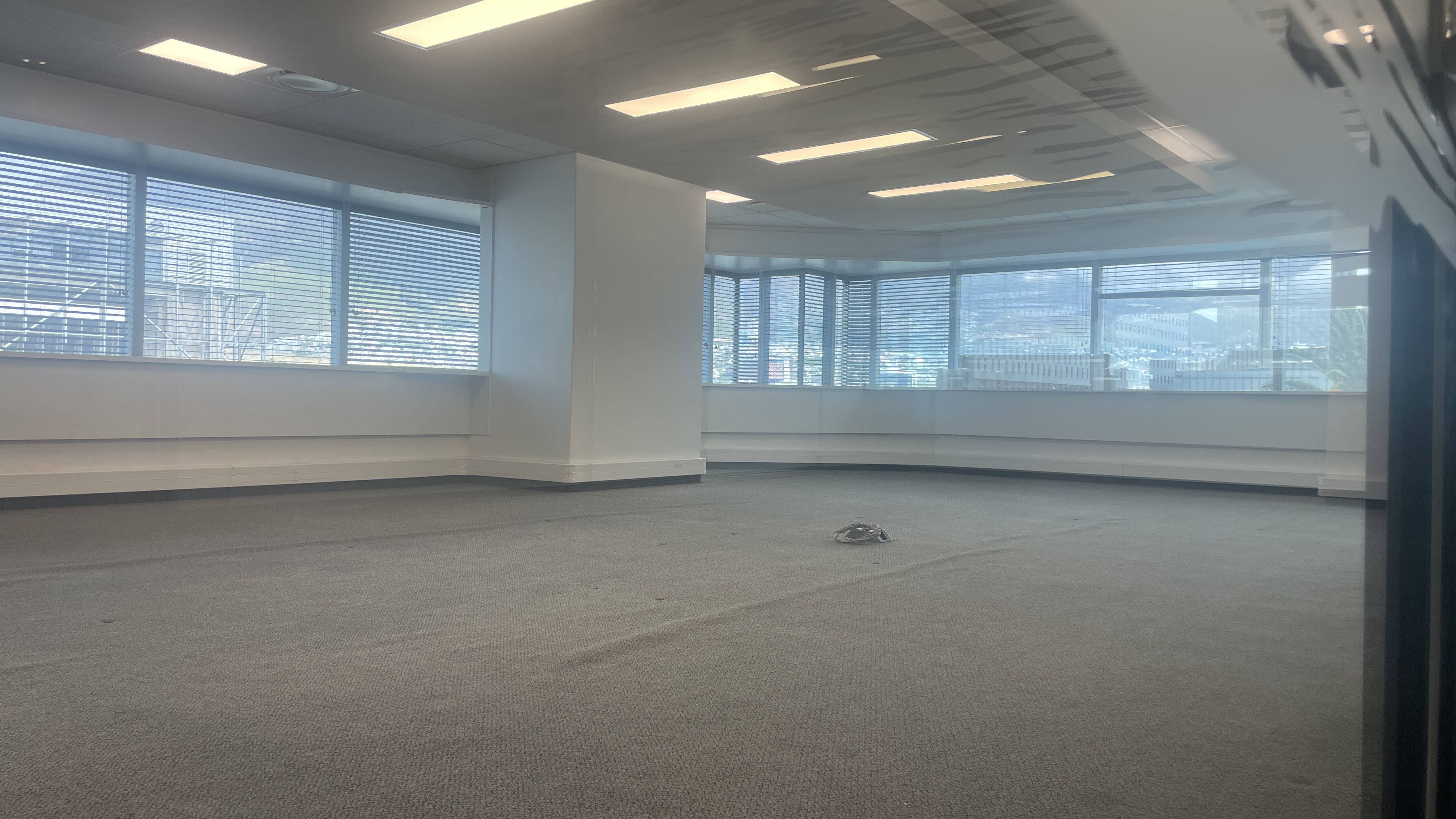 950m² Office Space to rent at The Towers  - Ex Standard Bank Centre in Cape Town CBD