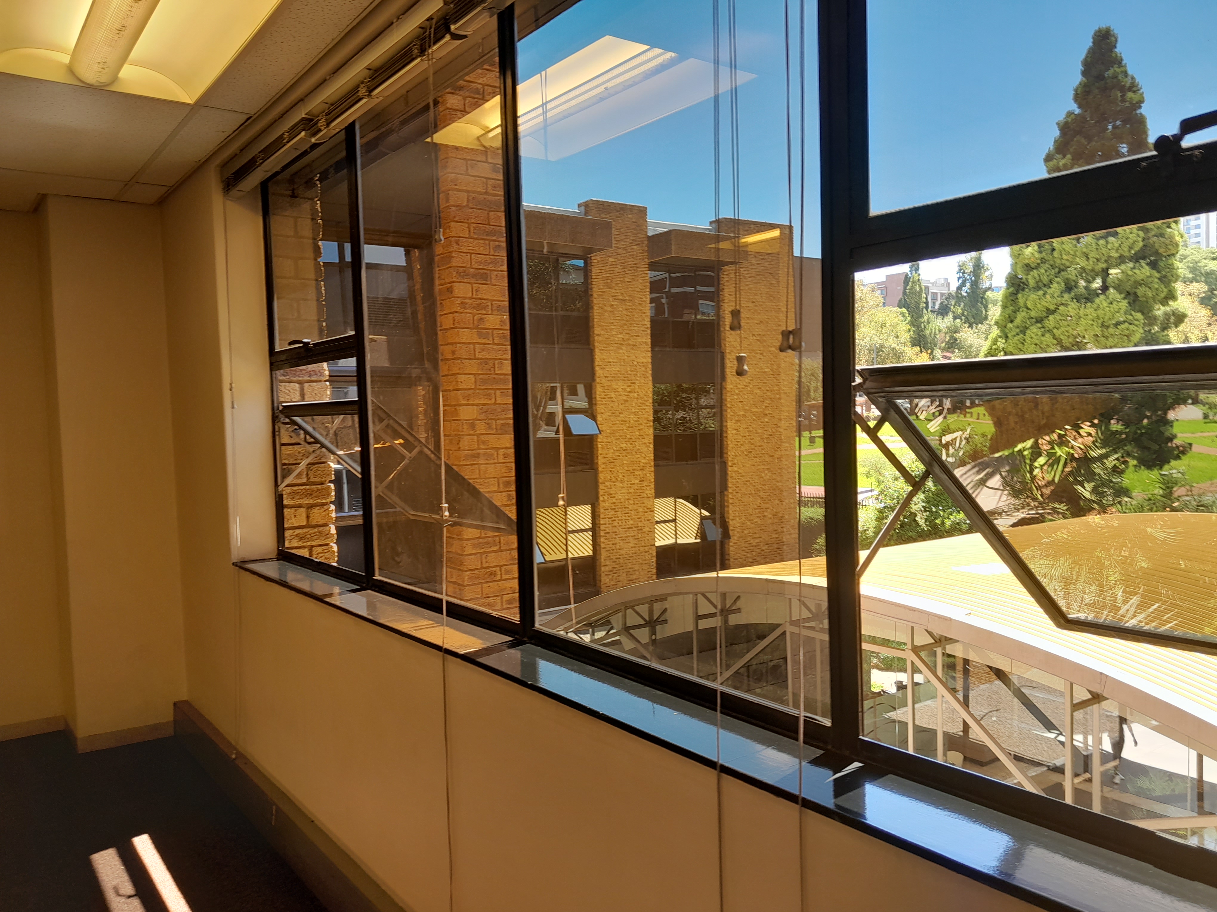 Office Space to rent at Travel House in Rosebank JHB