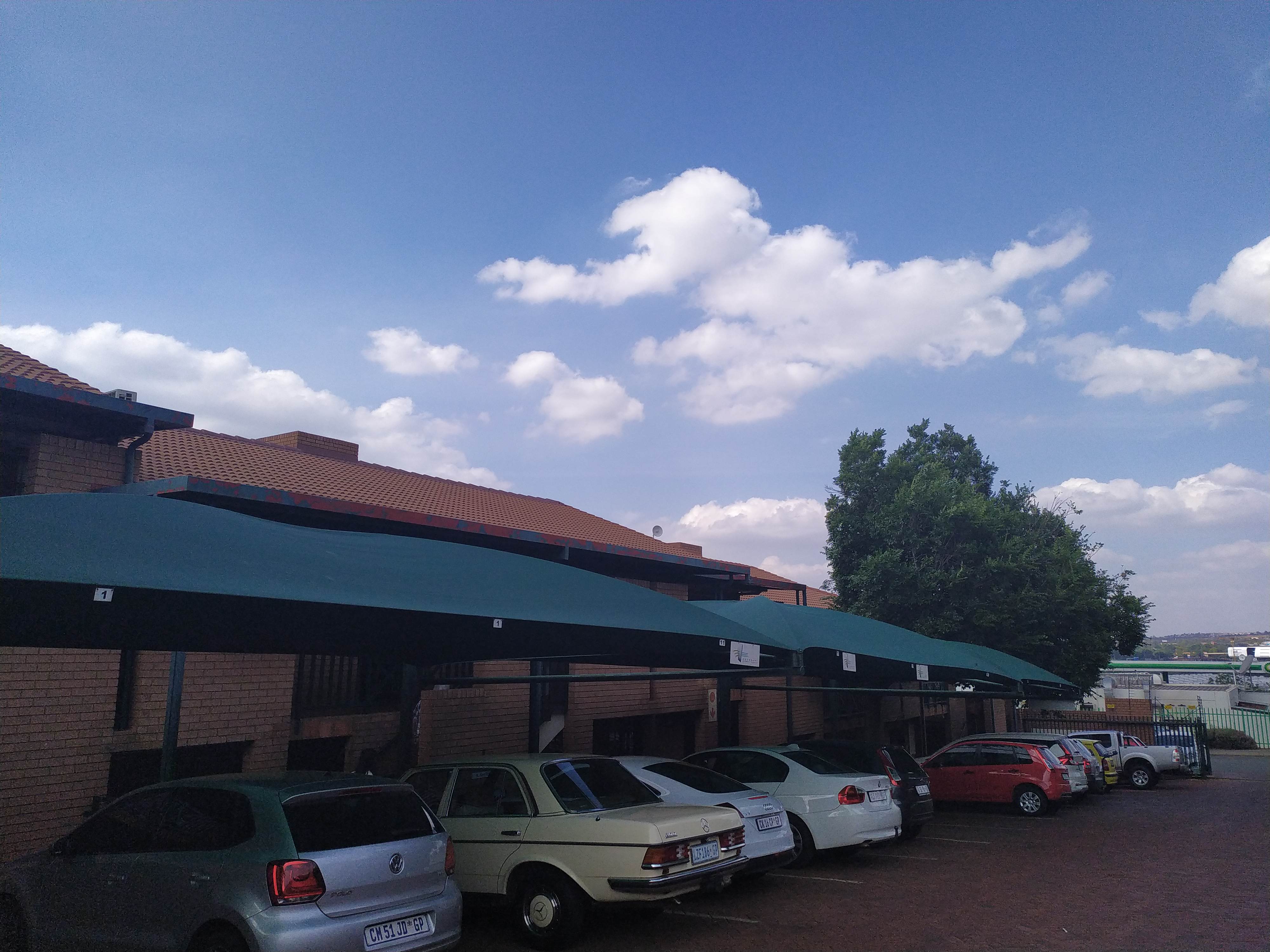 101m² Office Space to rent at Uitzicht Park in Highveld