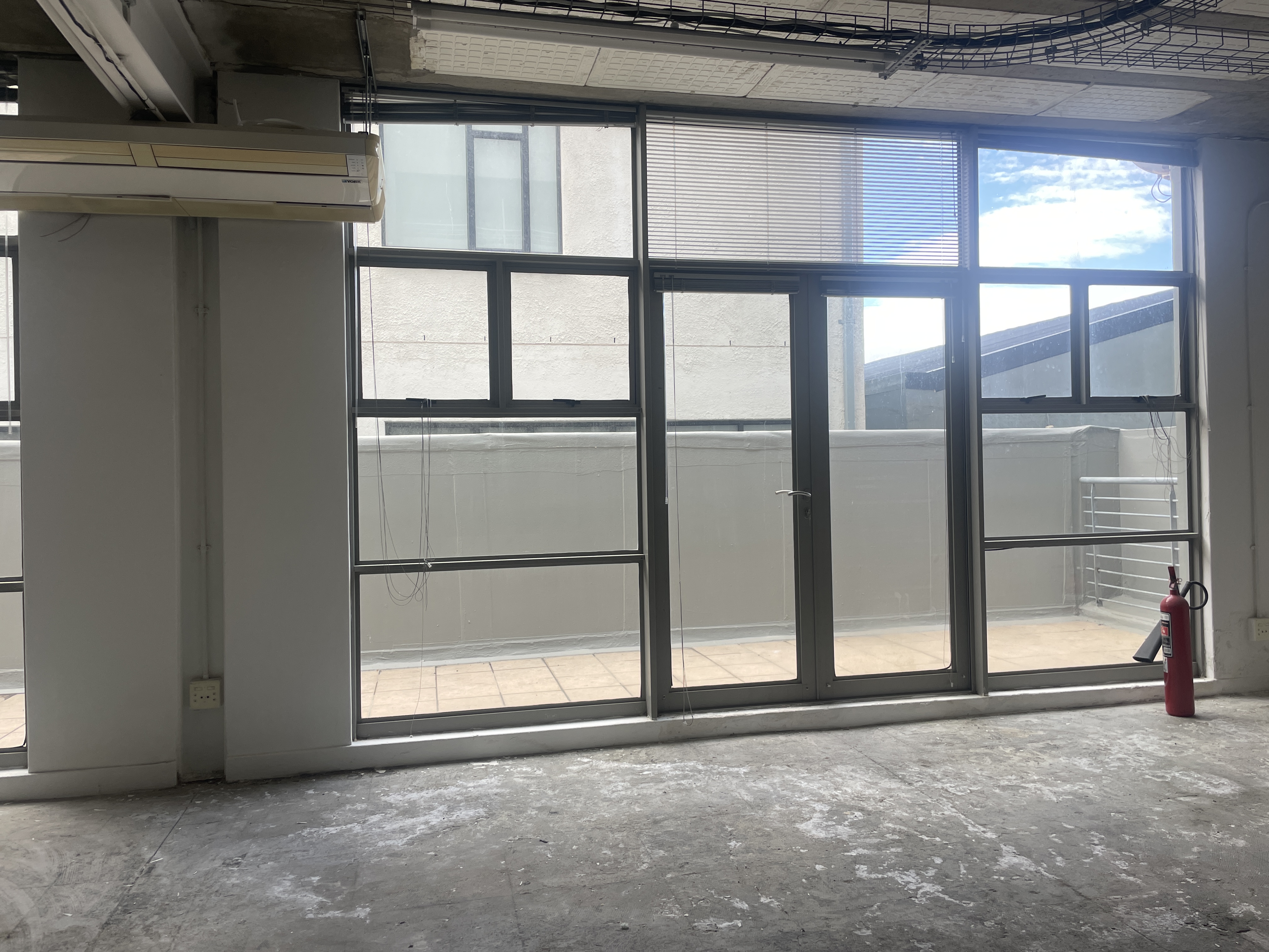 343m² Office Space to rent at Upper East Side in Salt River
