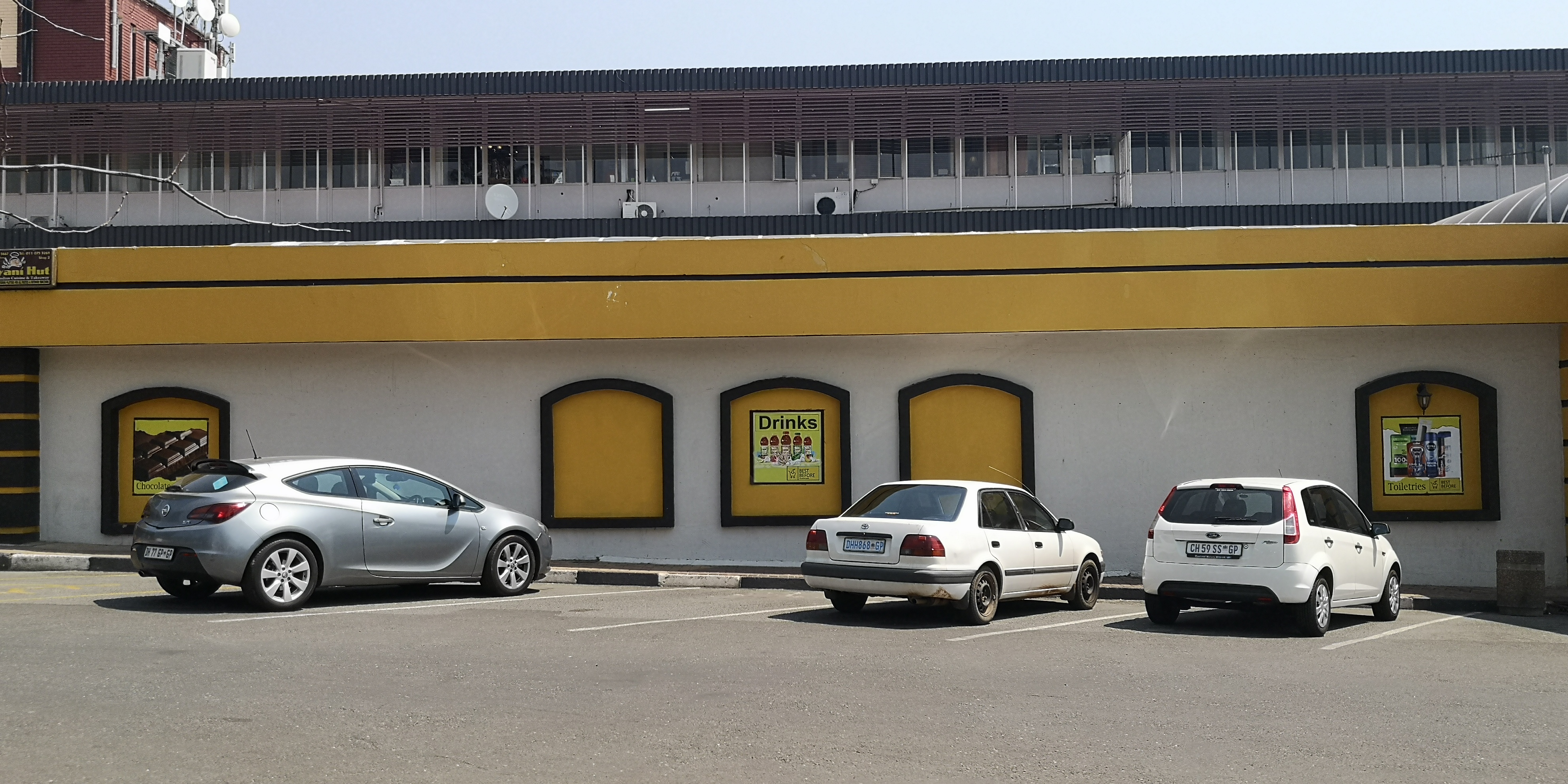 Retail Shops to rent at Wendywood Shopping Centre in Wendywood