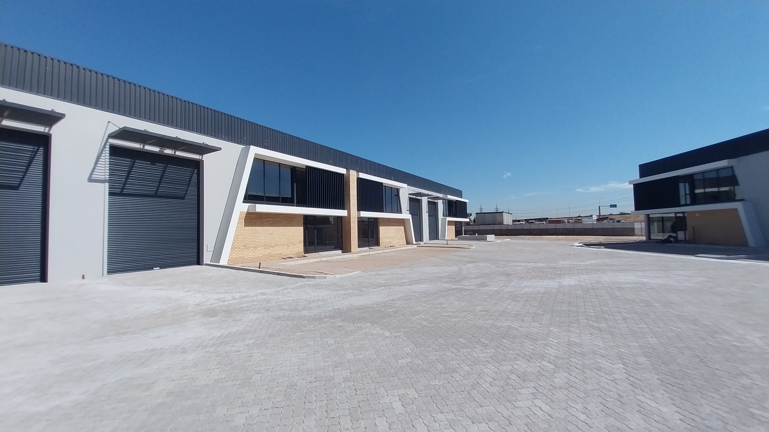 Warehouse to rent at Winelands Close Business Park 2 in Stikland