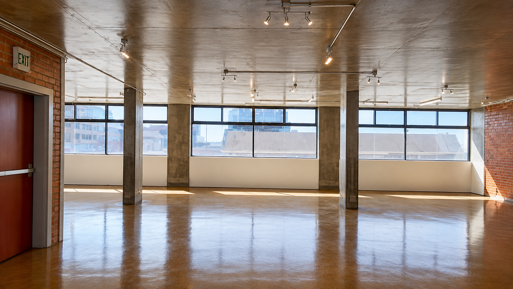270m² Office Space to rent at Woodstock  Studios in Woodstock