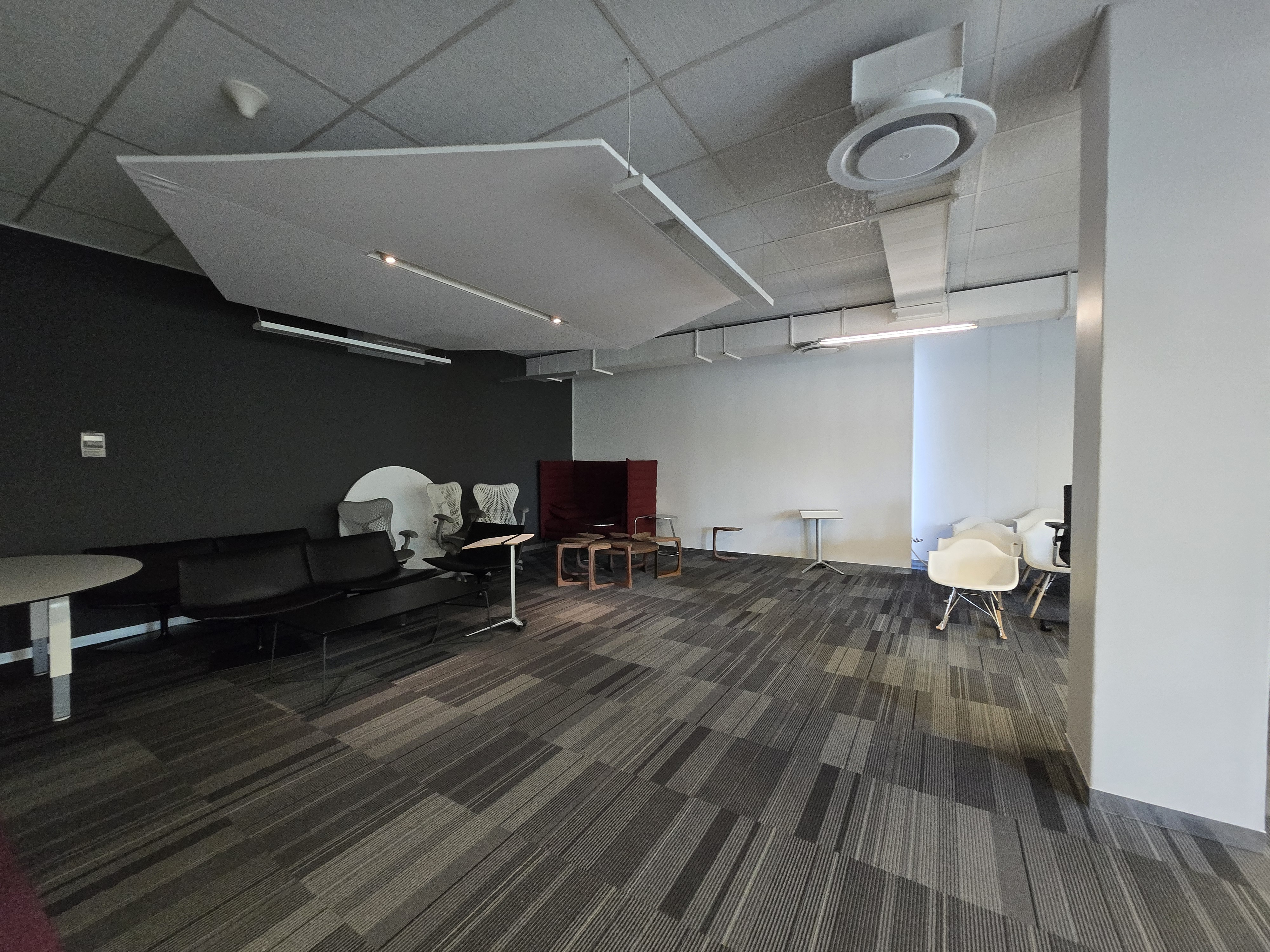 1 180m² Office Space to rent at 1 Harries Road in Illovo