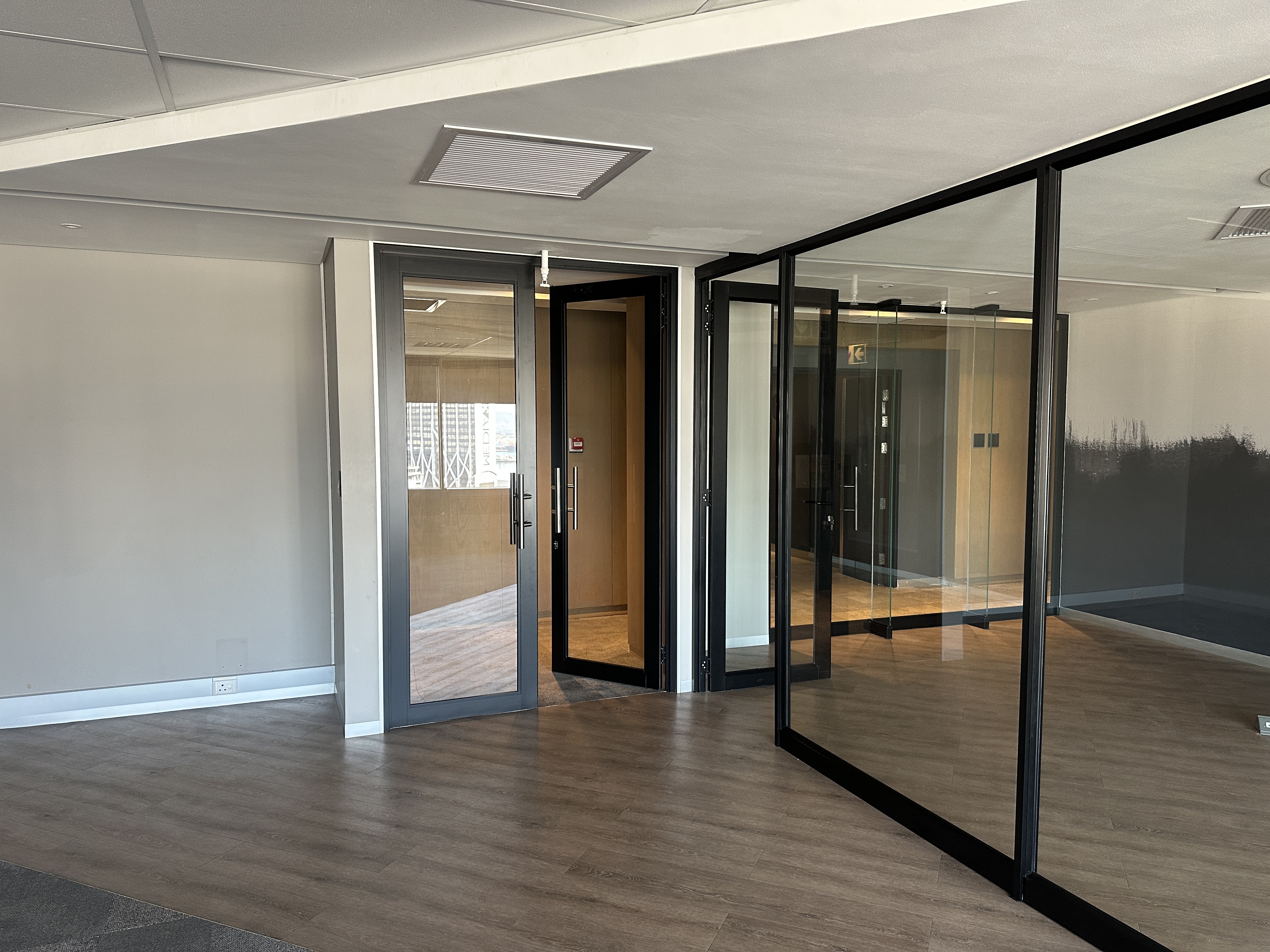 89m² Office Space to rent at 1 Thibault in Cape Town CBD