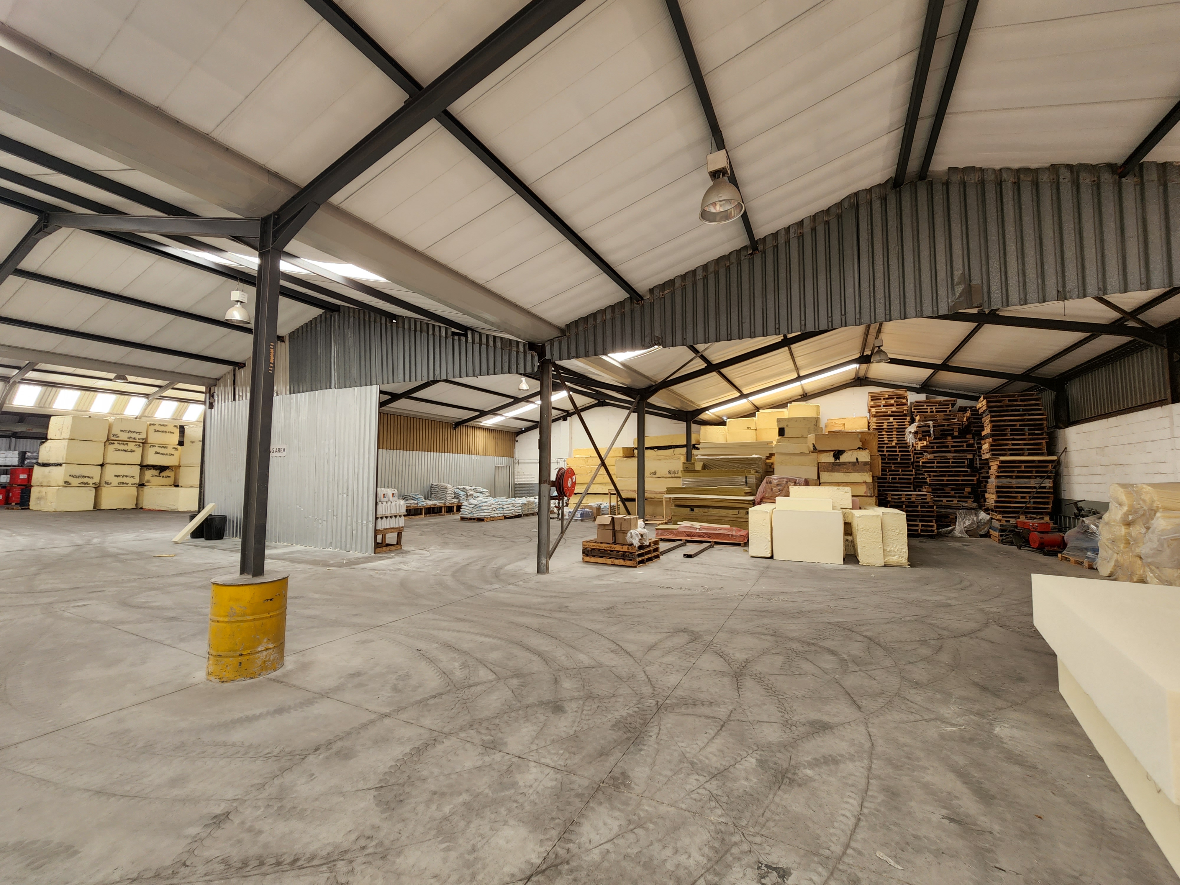 3 170m² Warehouse to rent at 10 Lood Street - Brackenfell in Brackenfell