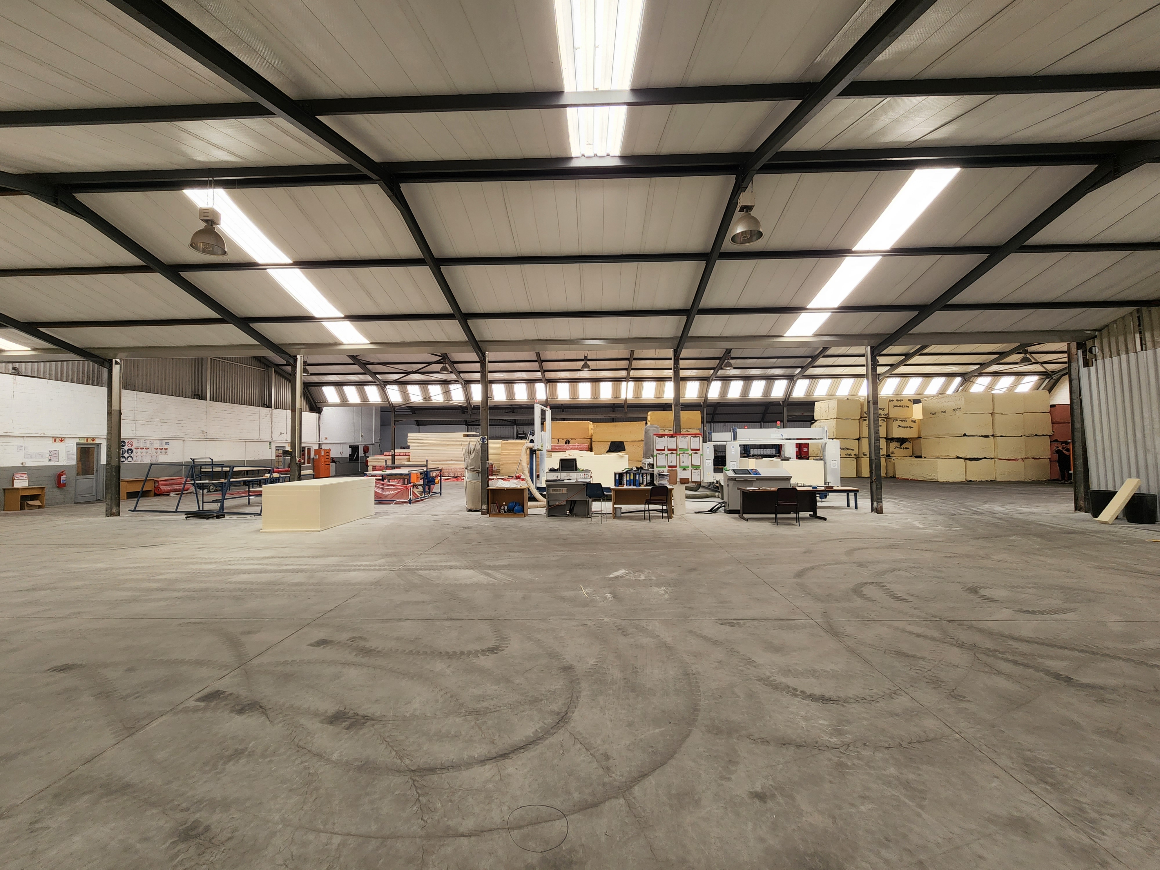 Warehouse to rent at 10 Lood Street - Brackenfell in Brackenfell