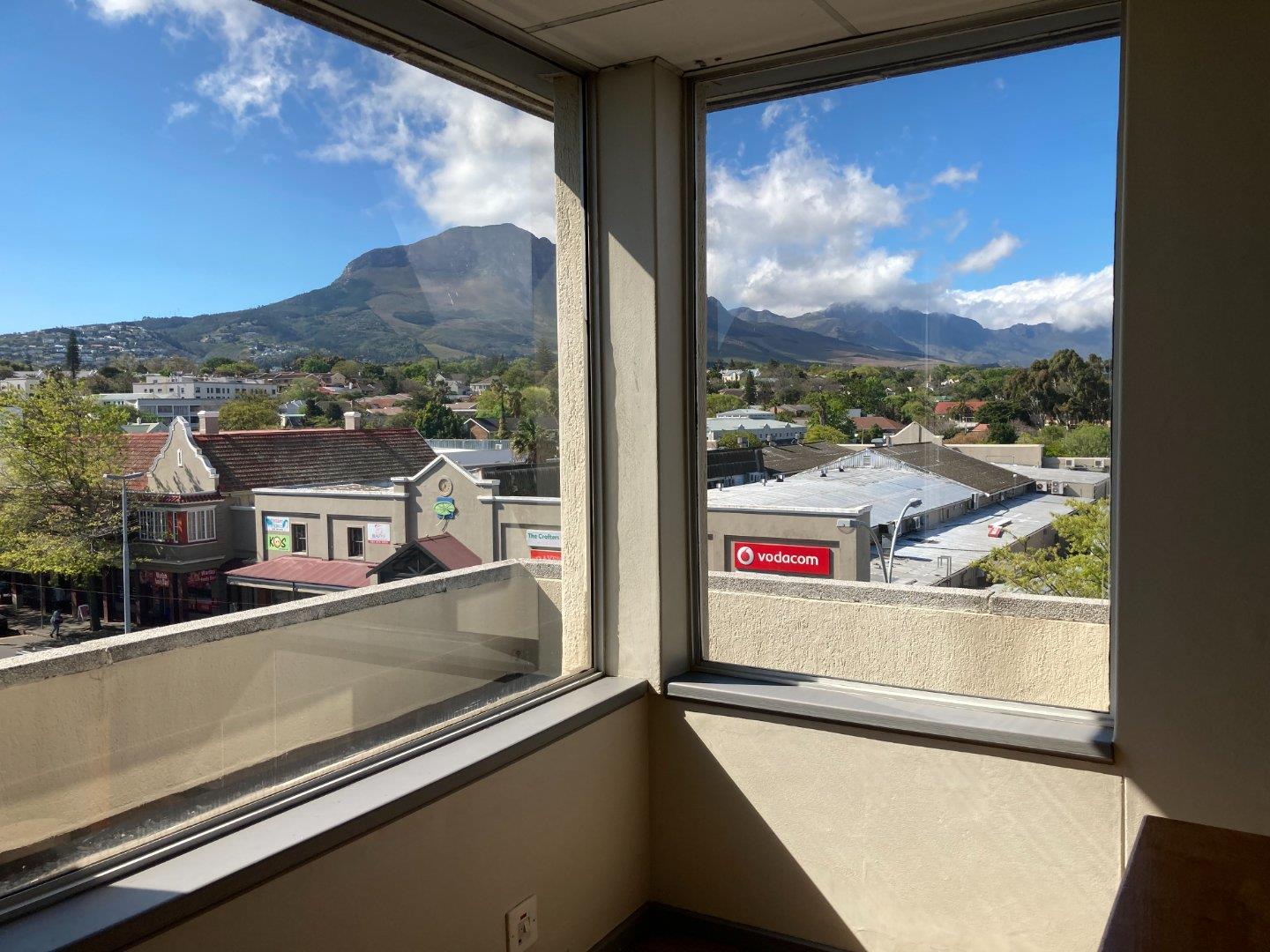 195m² Office Space to rent at Somerset Centre in Somerset West Central