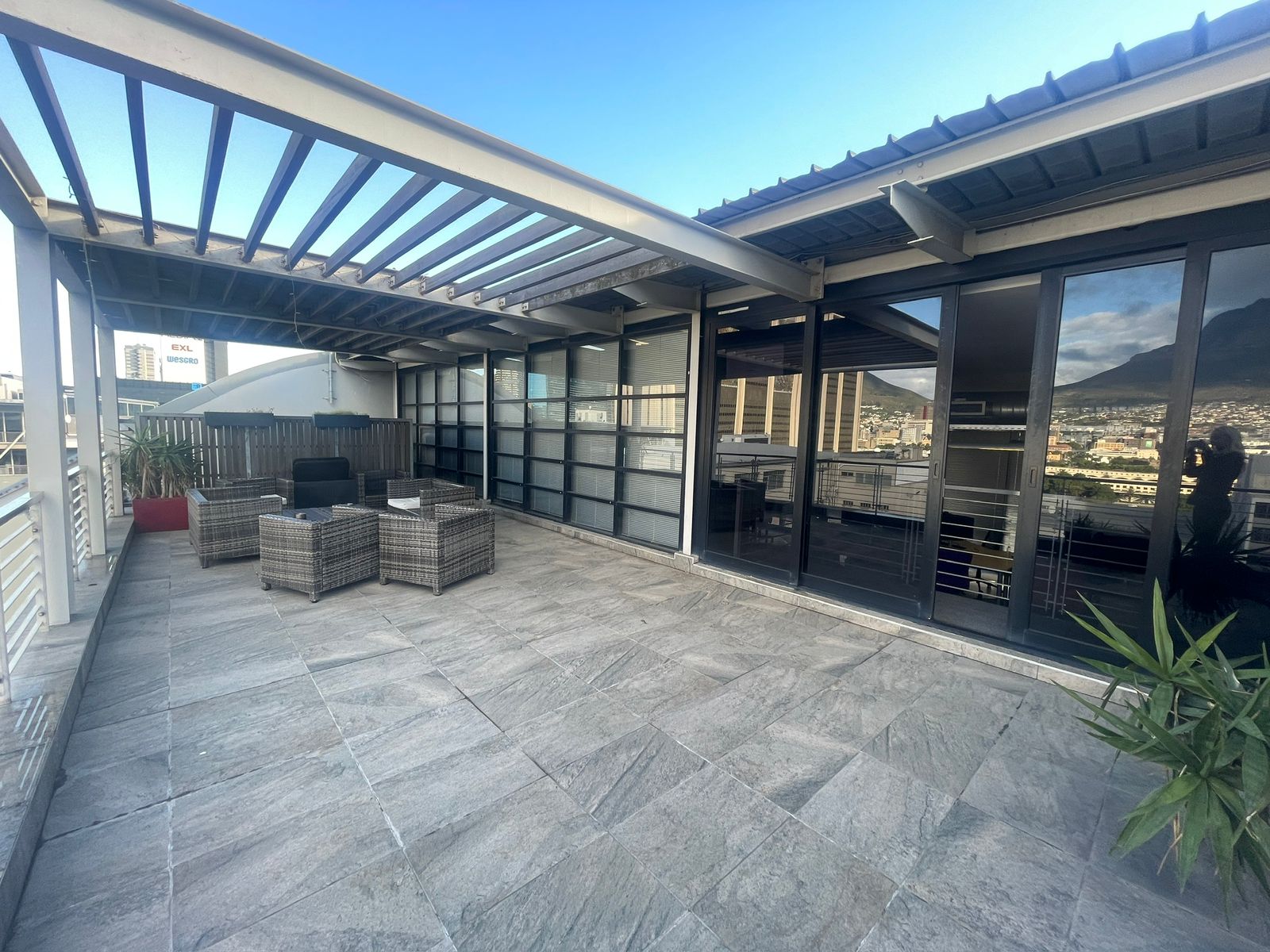 534m² Office Space to rent at 19 Louis Gradner in Foreshore