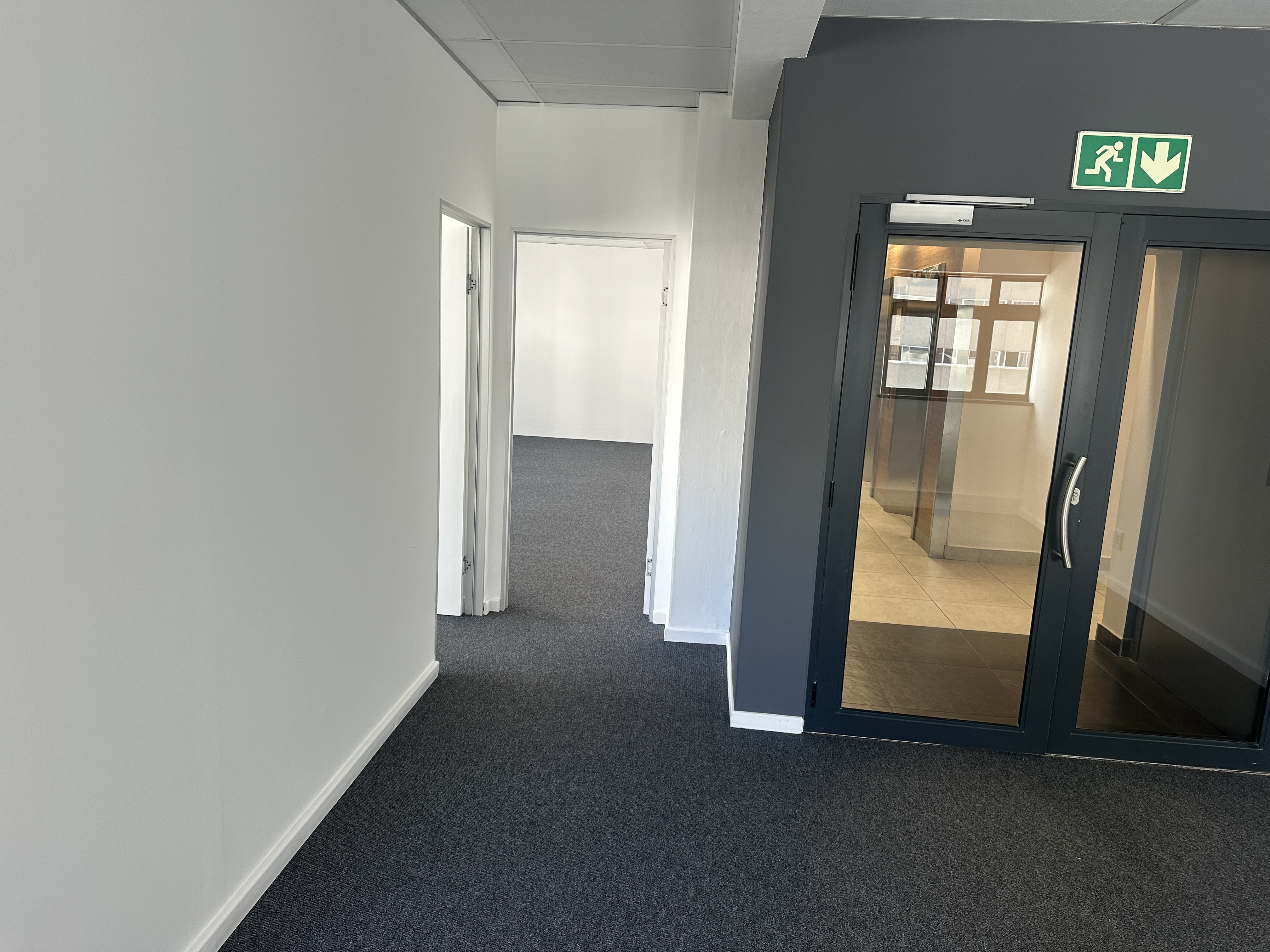316m² Office Space to rent at 30 Waterkant Street in Cape Town CBD