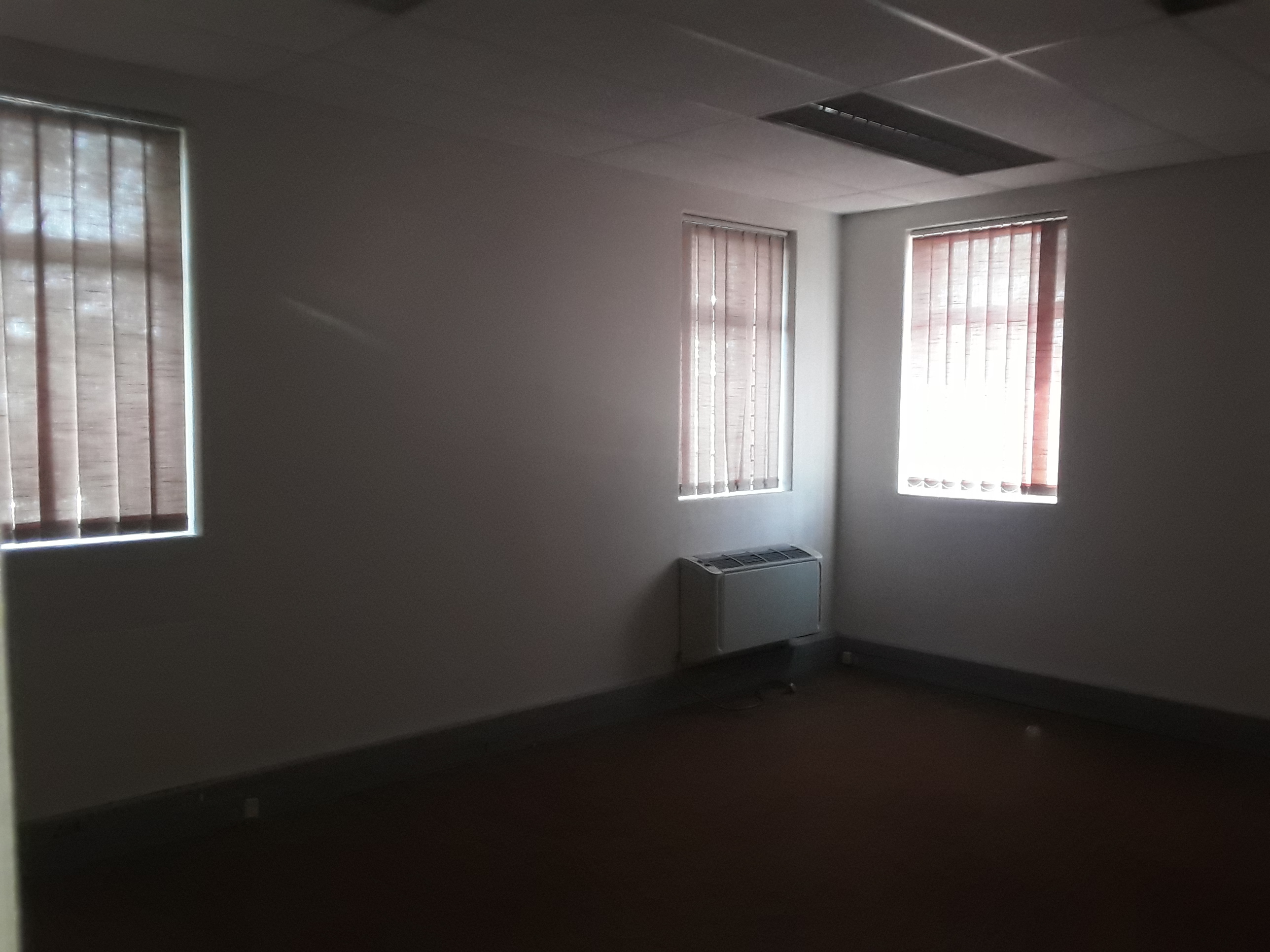 129m² Office Space to rent at 345 on Main in Ferndale