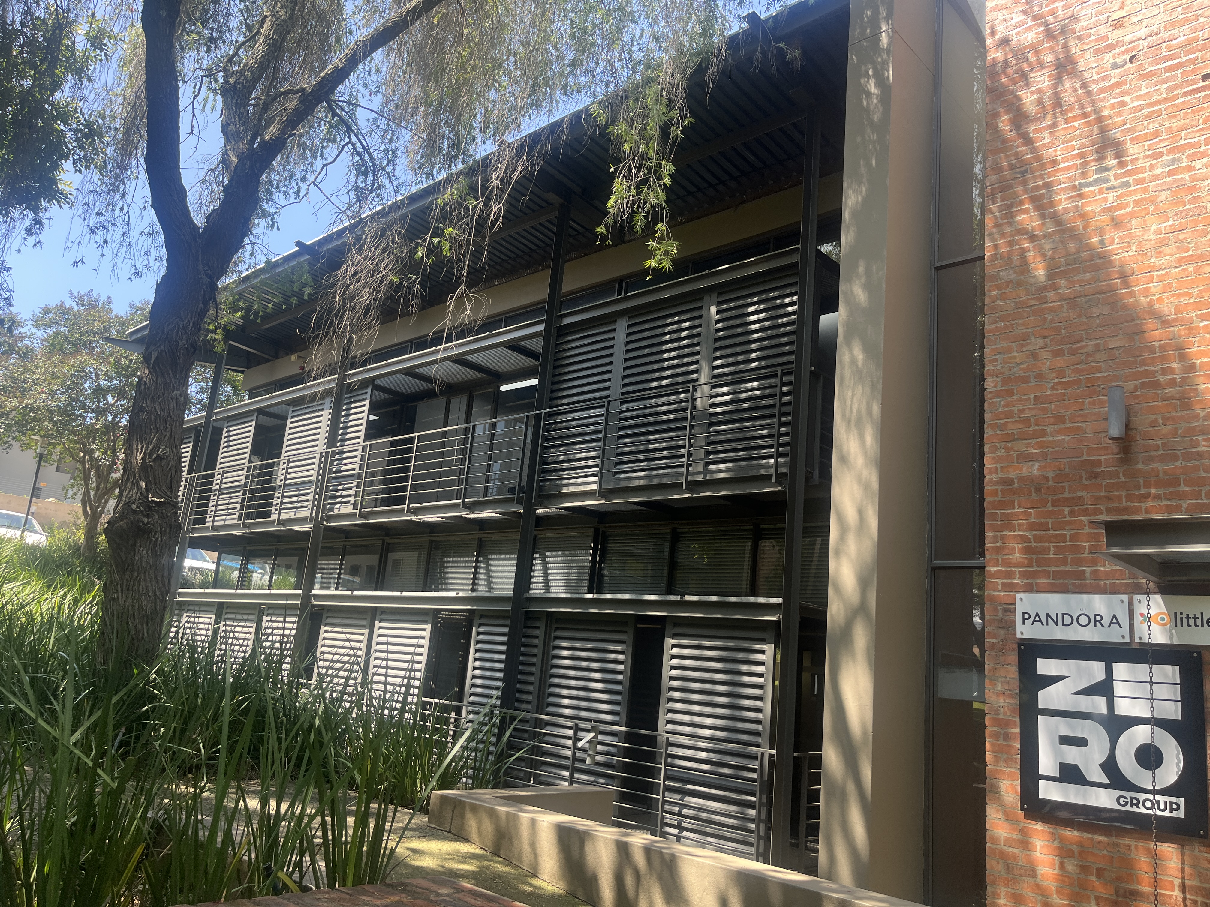 242m² Office Space to rent at 4 Karen Street in Lyme Park