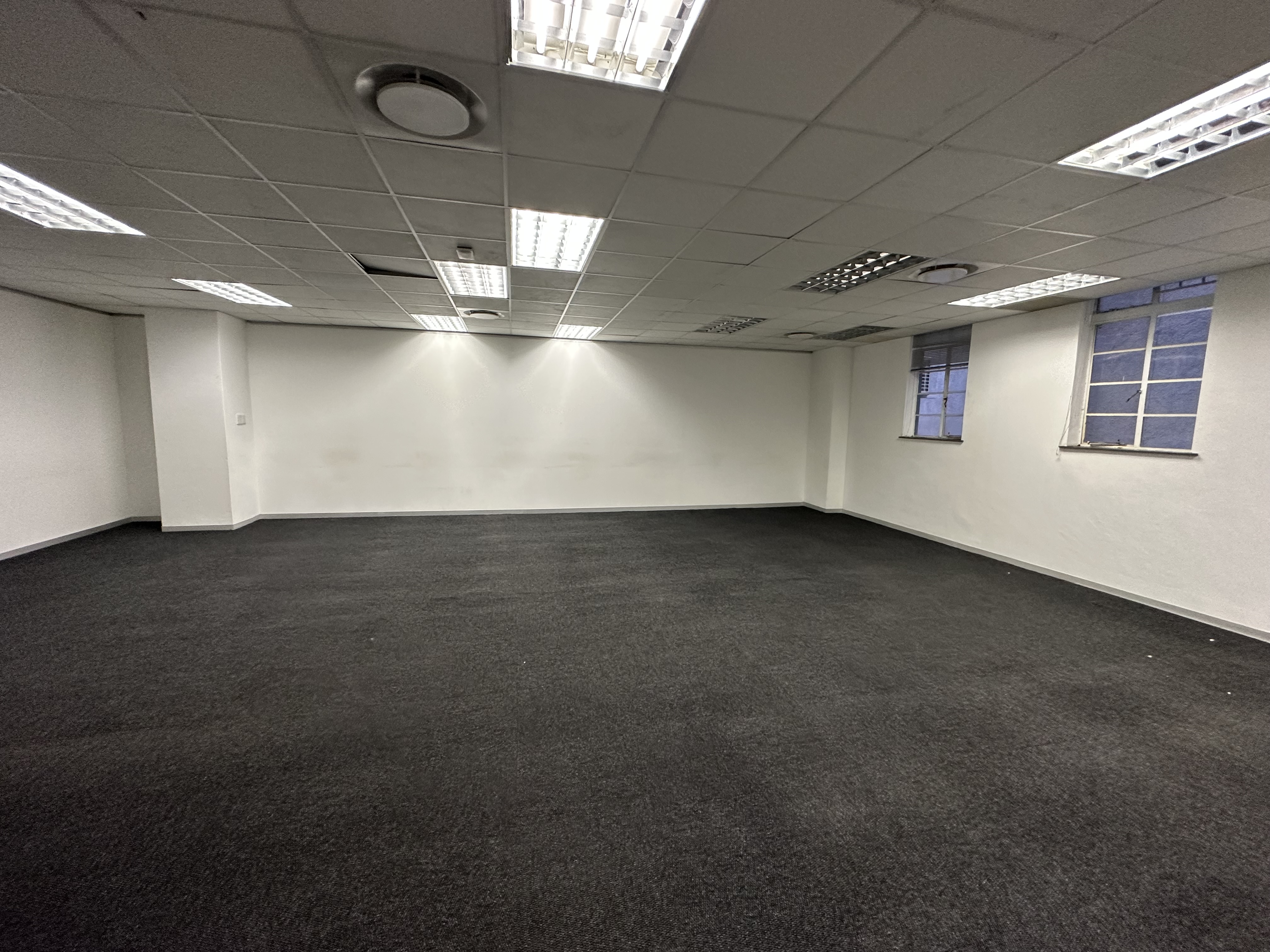 657m² Office Space to rent at 52 Loop Street in Cape Town CBD