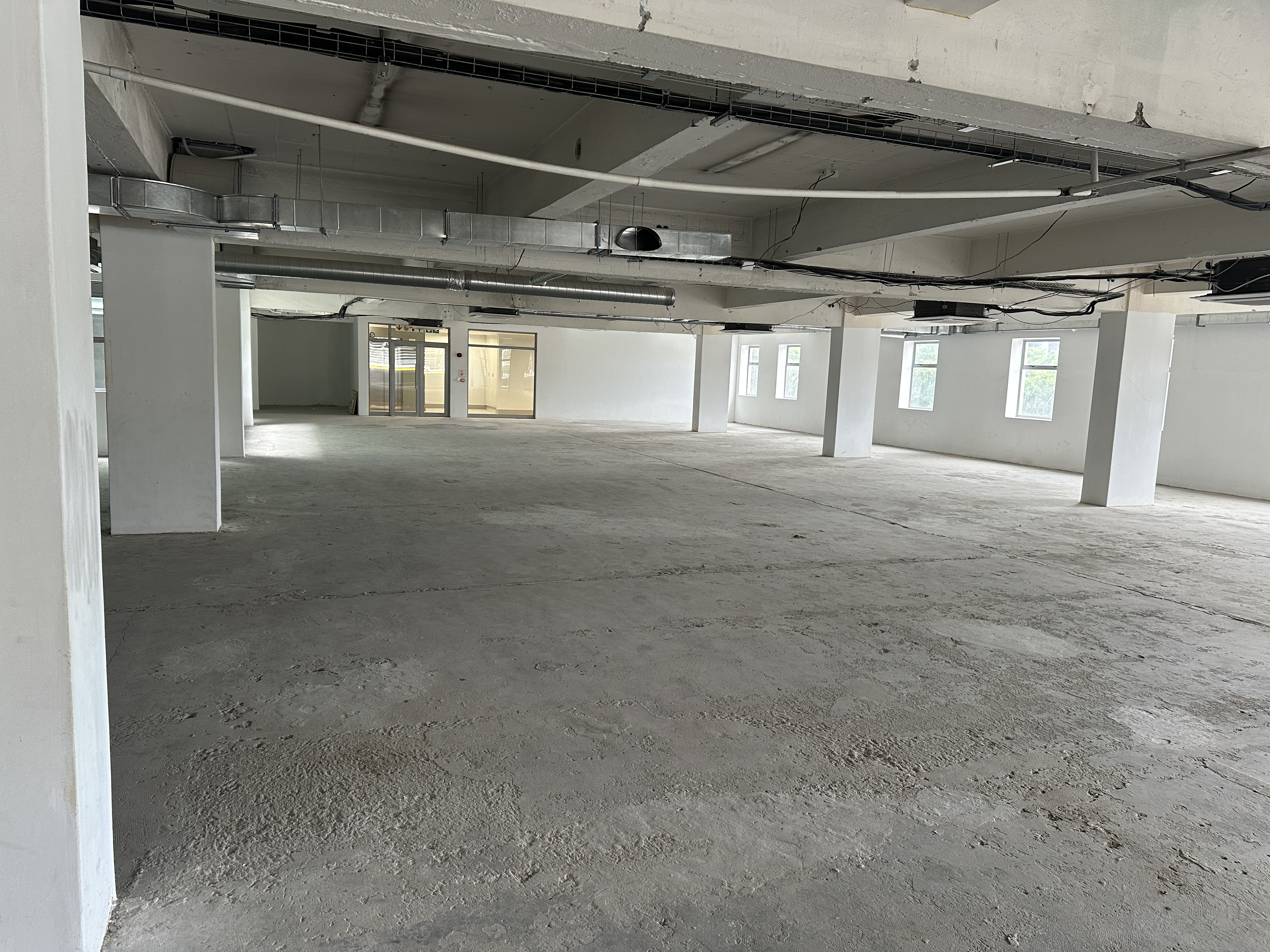 1 184m² Office Space to rent at Amber Place in Foreshore