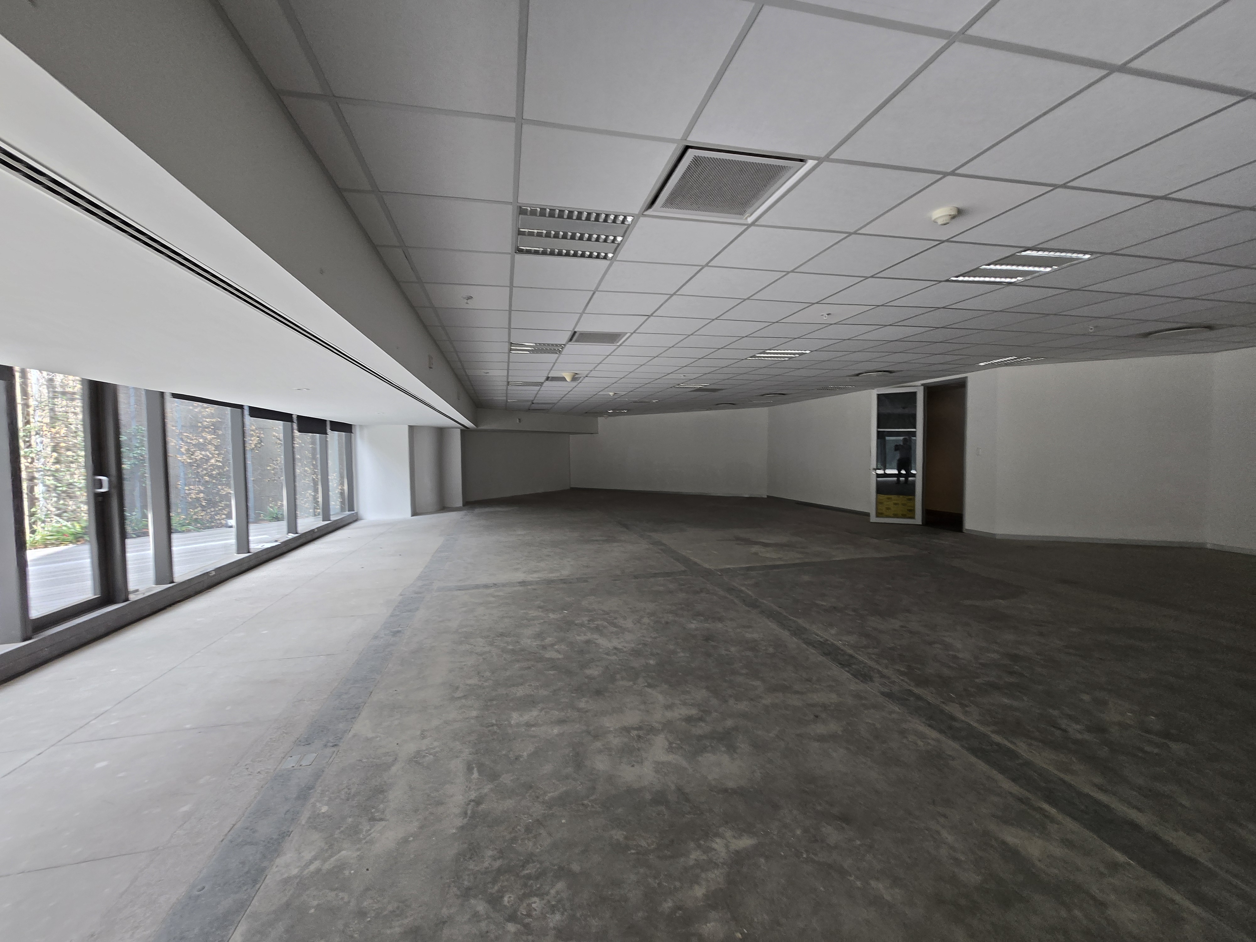 357m² Office Space to rent at Atrium on 5th in Sandton Central