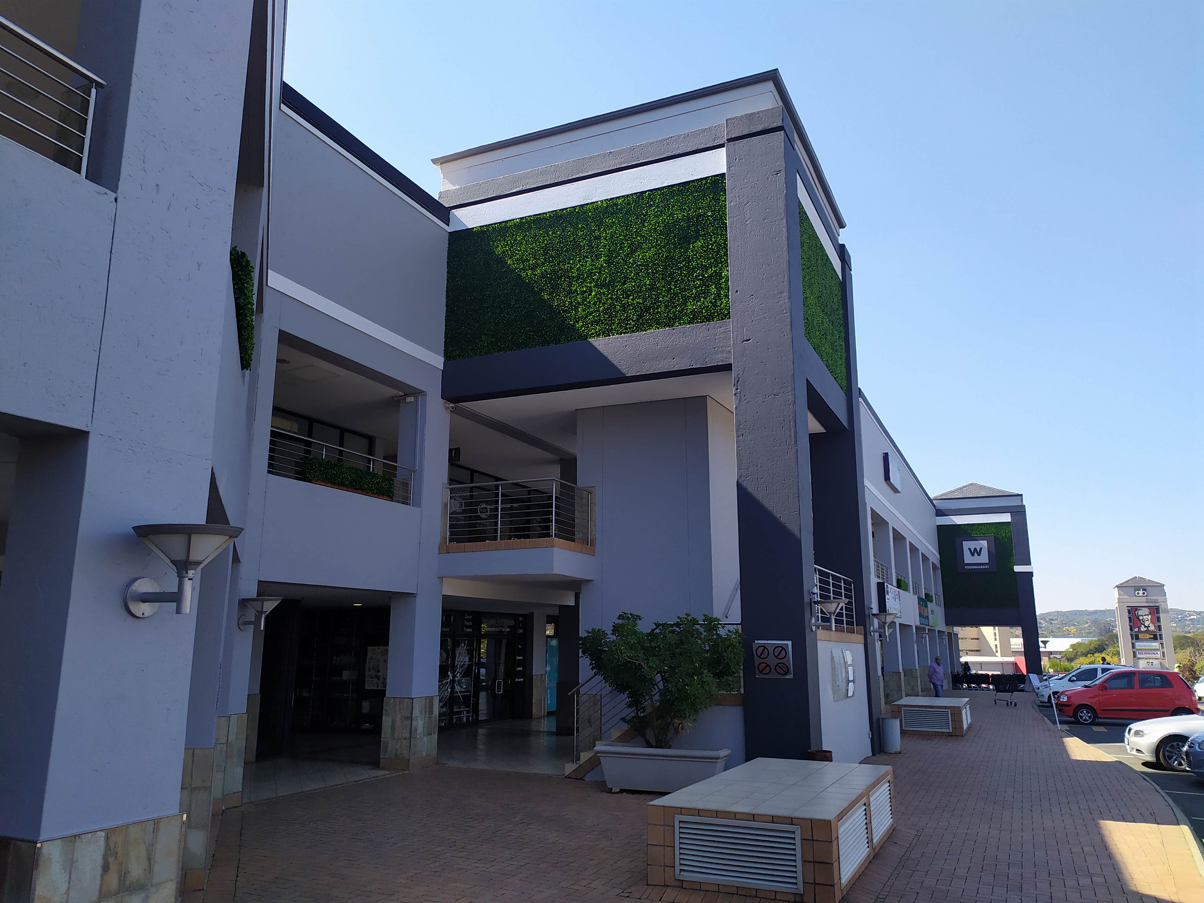 215m² Retail Shops to rent at Atterbury Boulevard in Faerie Glen