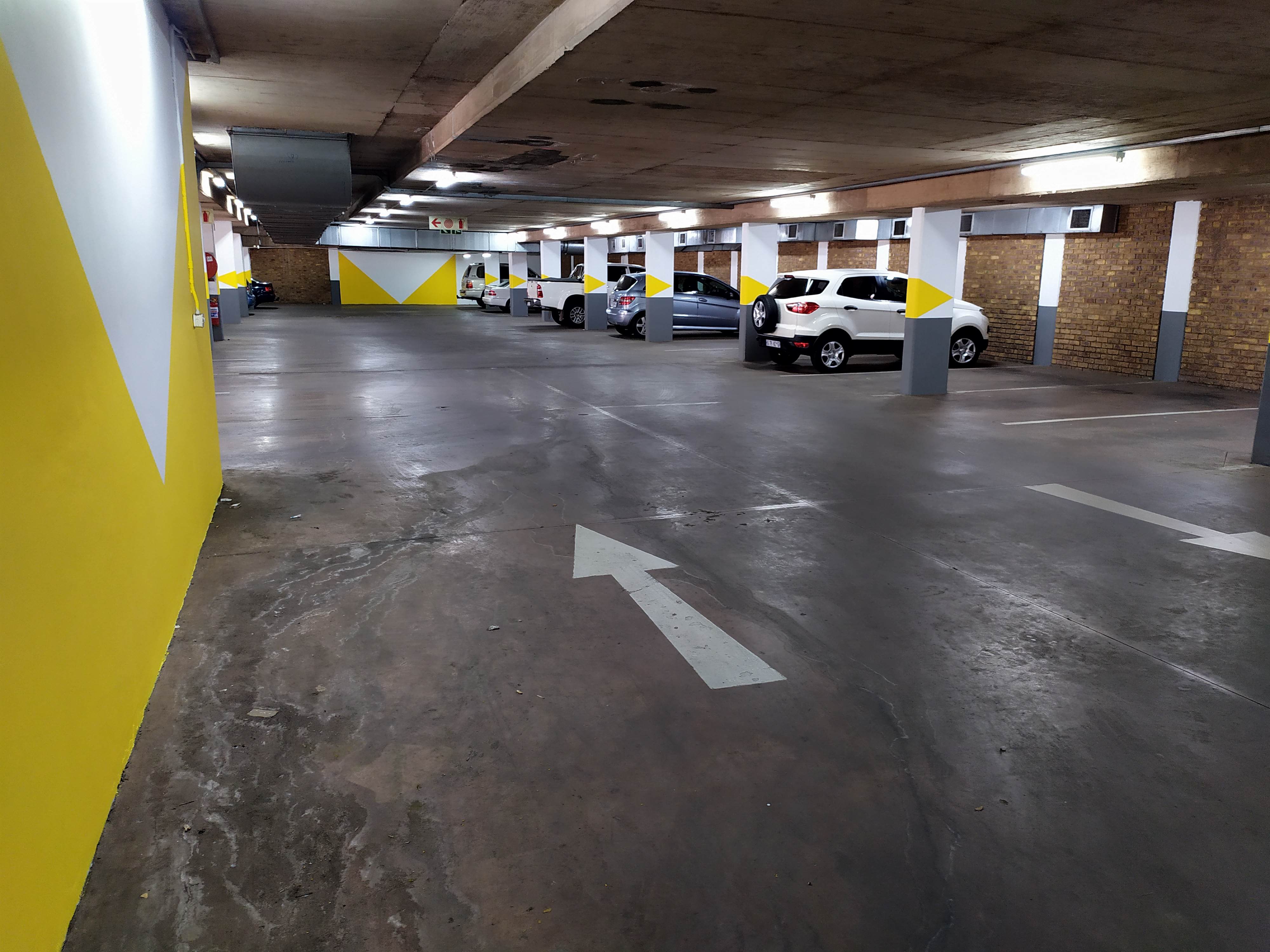 215m² Retail Shops to rent at Atterbury Boulevard in Faerie Glen