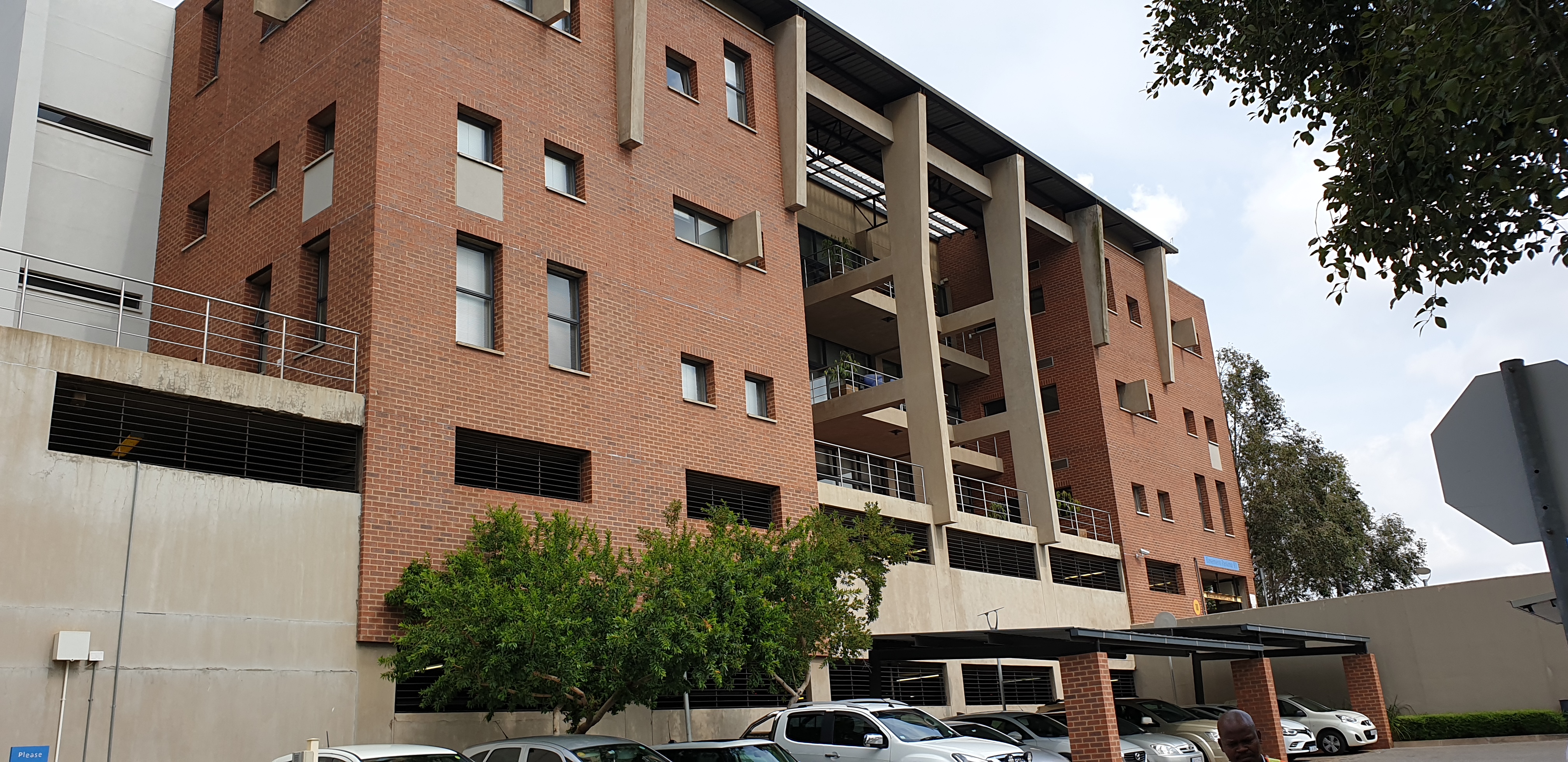 Retail Shops to rent at The Gate Retail Park in Central Centurion