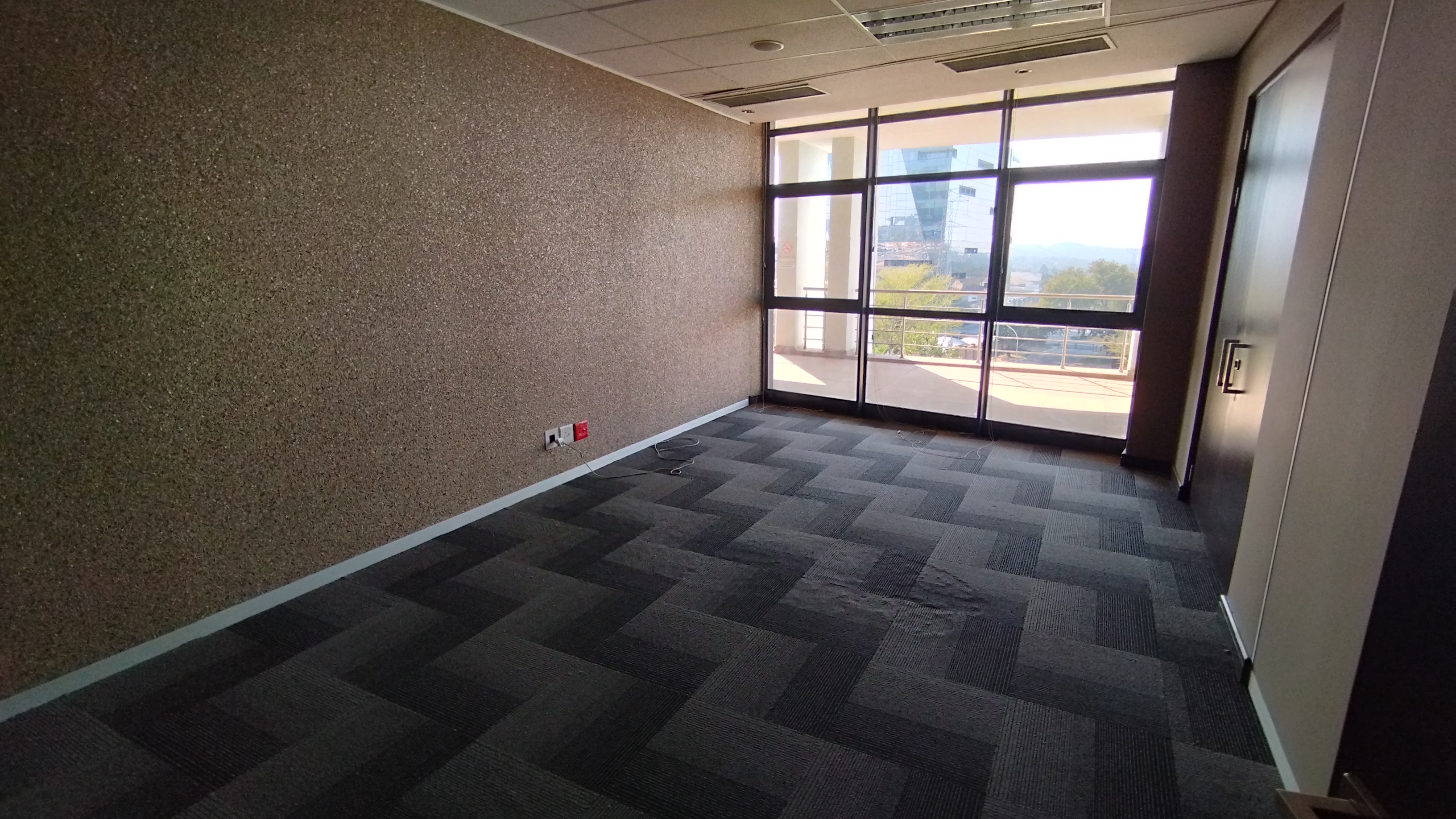 Office Space to rent at Corobay Corner in Menlyn