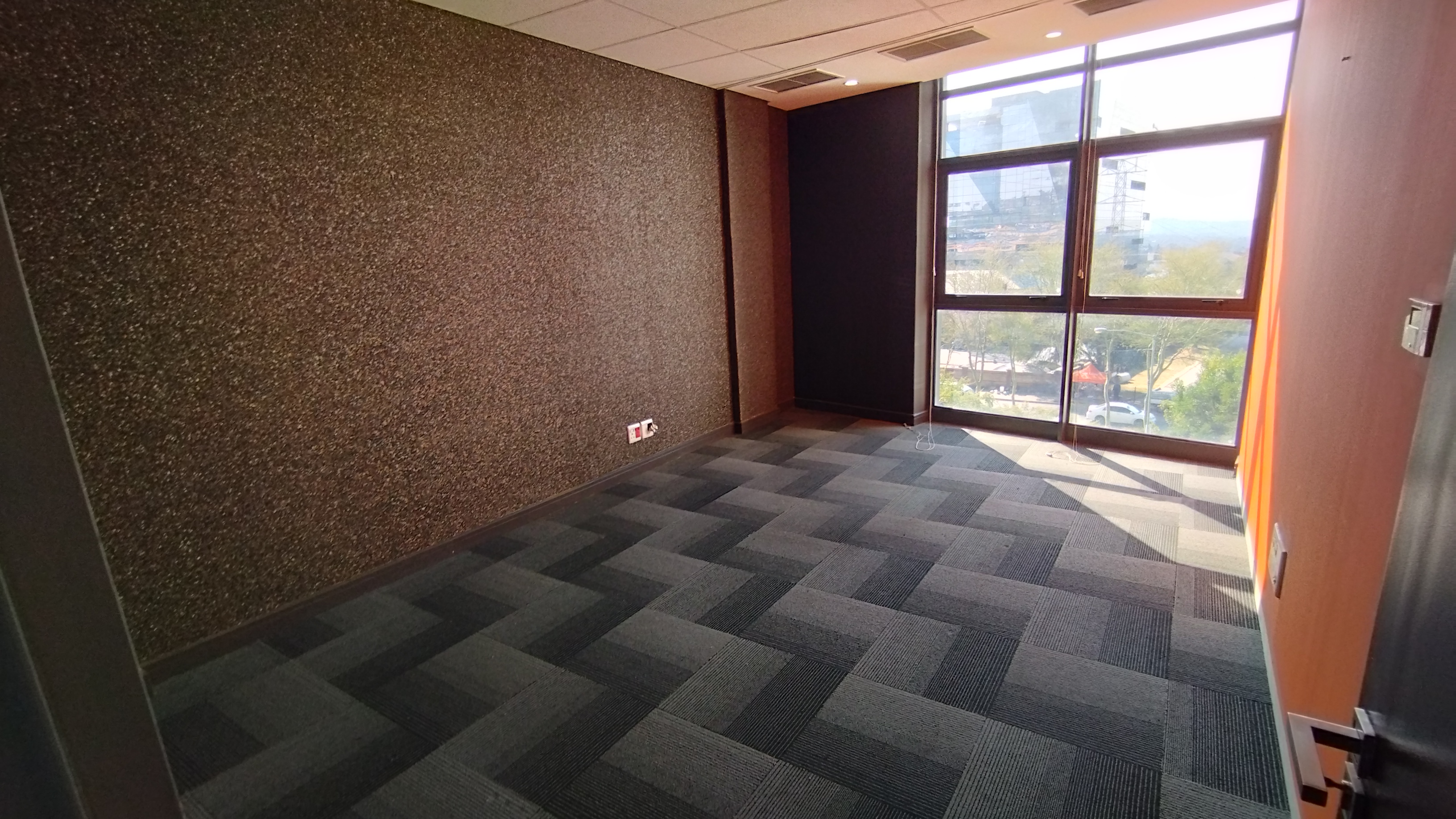 Office Space to rent at Corobay Corner in Menlyn