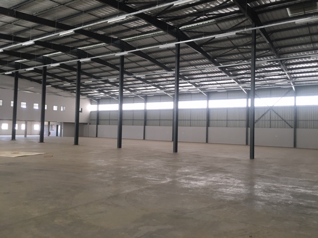 3 246m² Warehouse to rent at Cosmo Business Park in Kya Sand