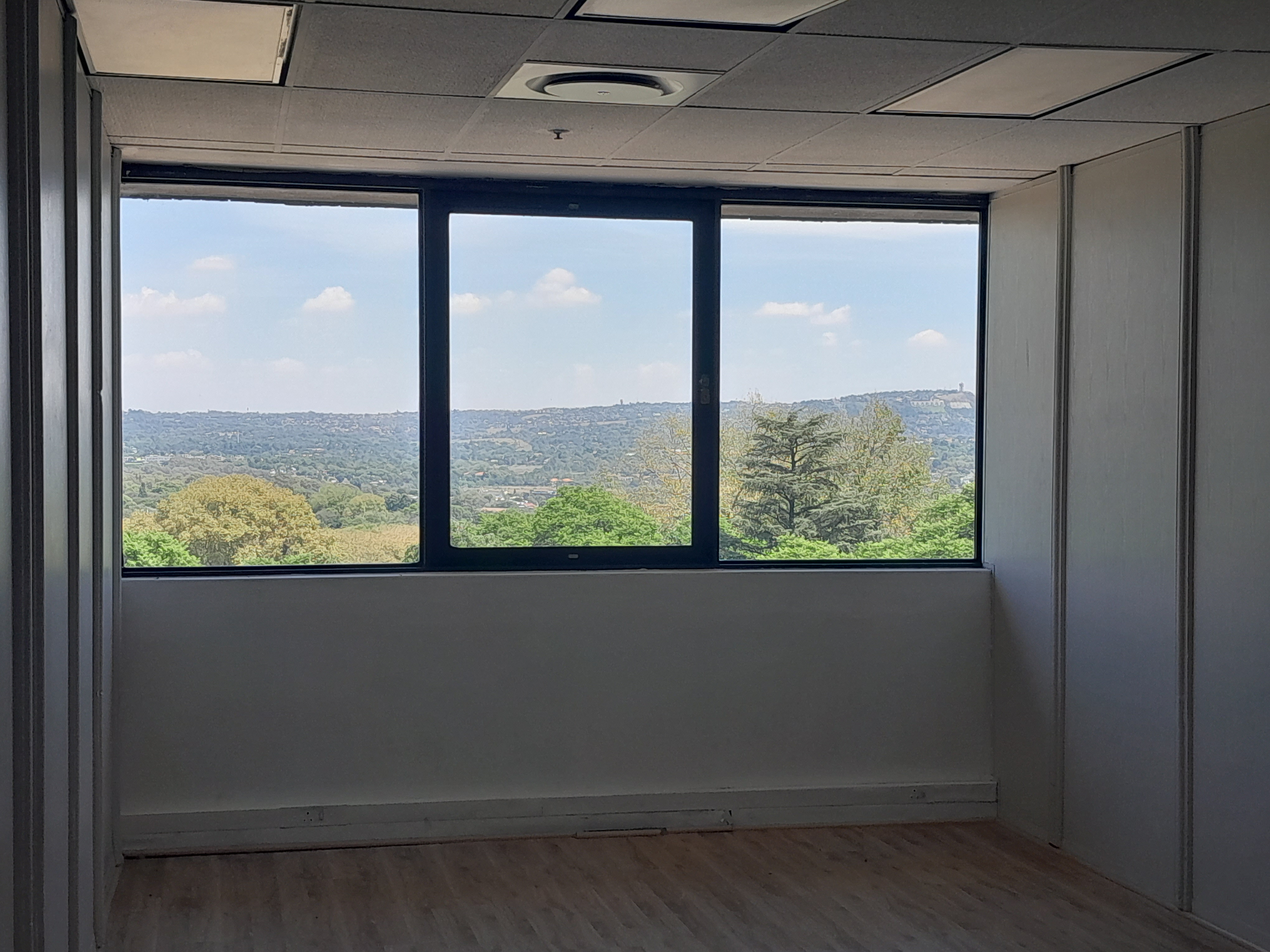 143m² Office Space to rent at Dunkeld West Centre in Dunkeld