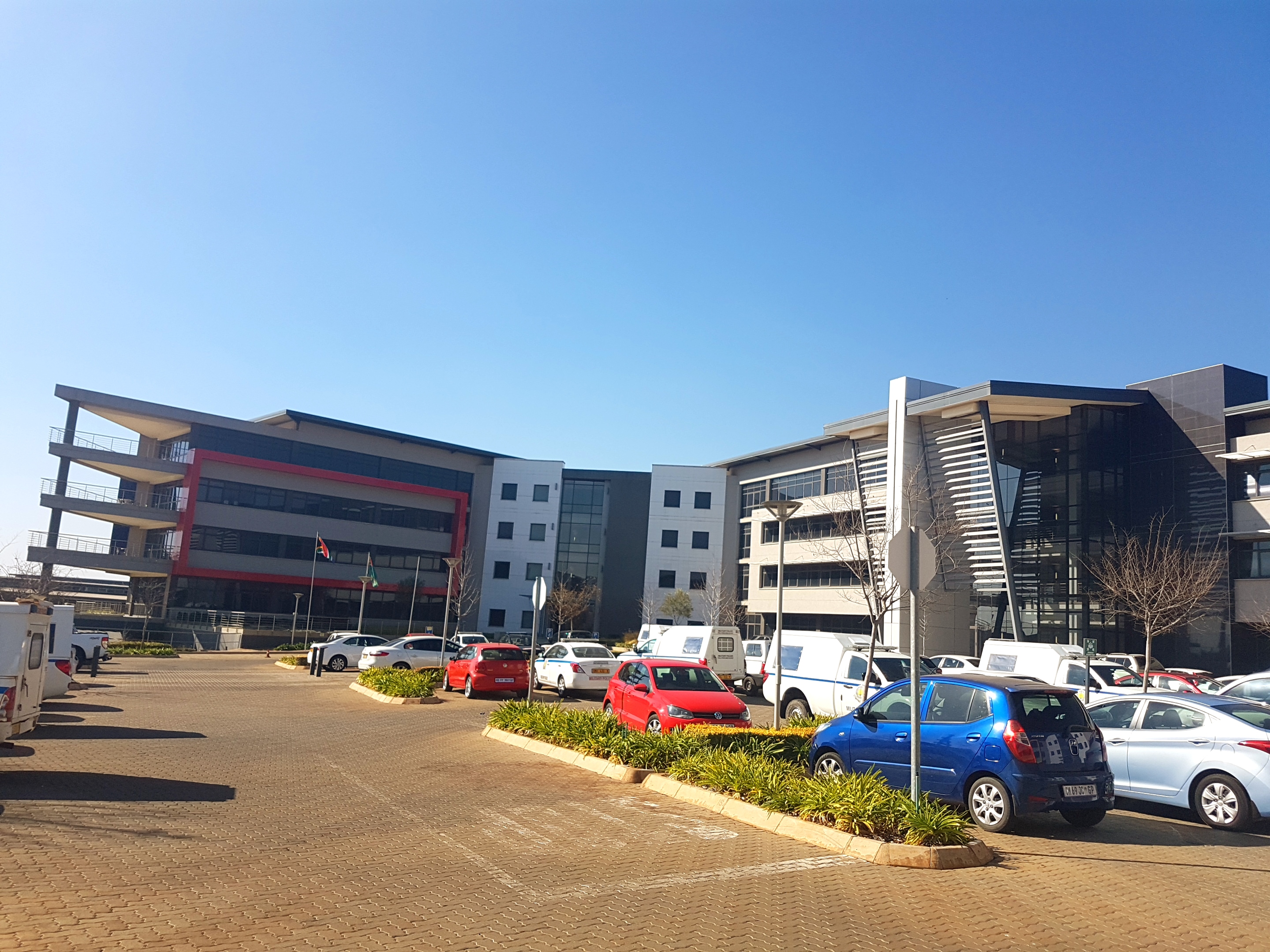178m² Office Space to rent at Eco Glades 1 in Highveld