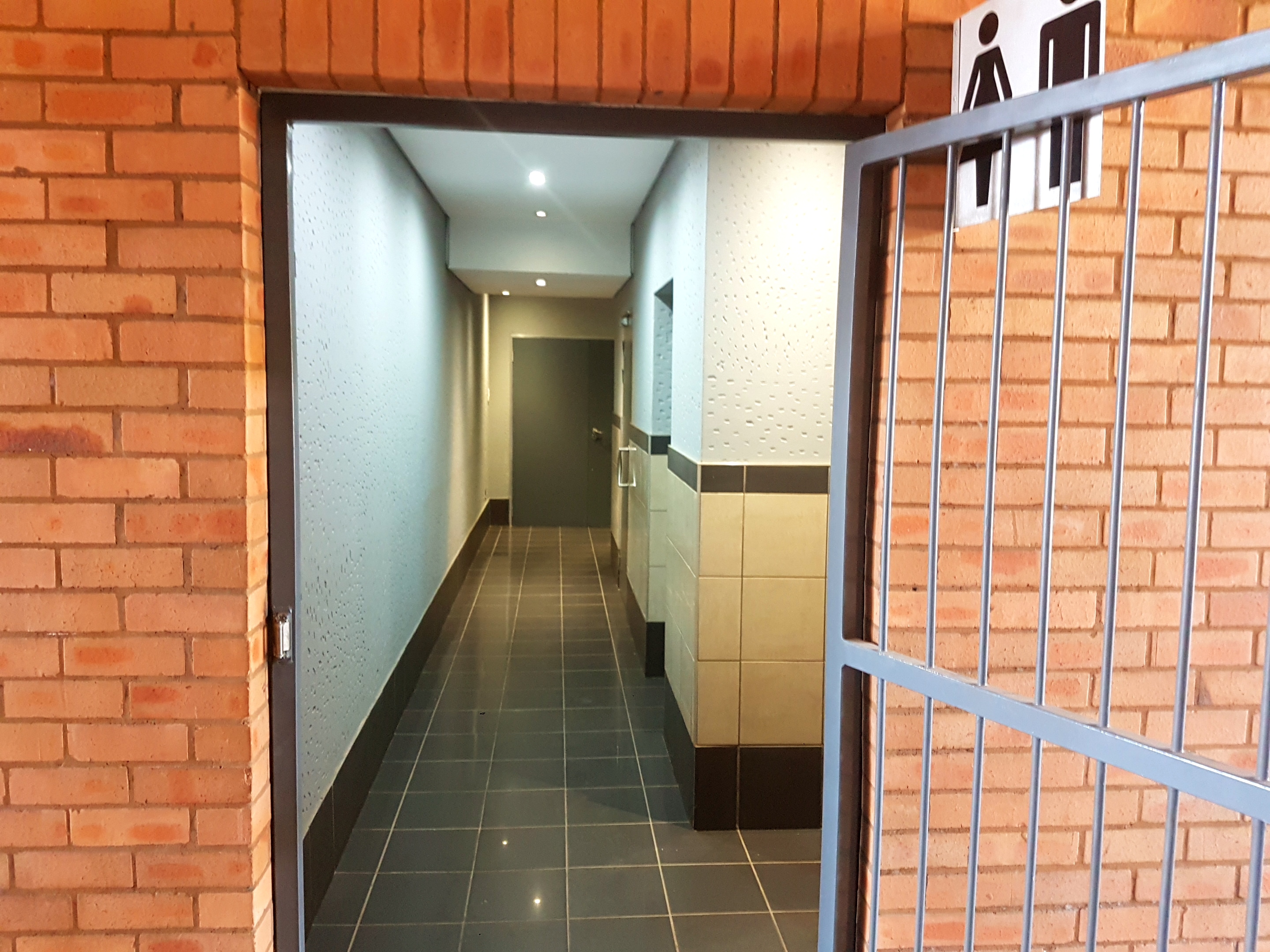 Warehouse to rent at Eco Square in Highveld Techno Park