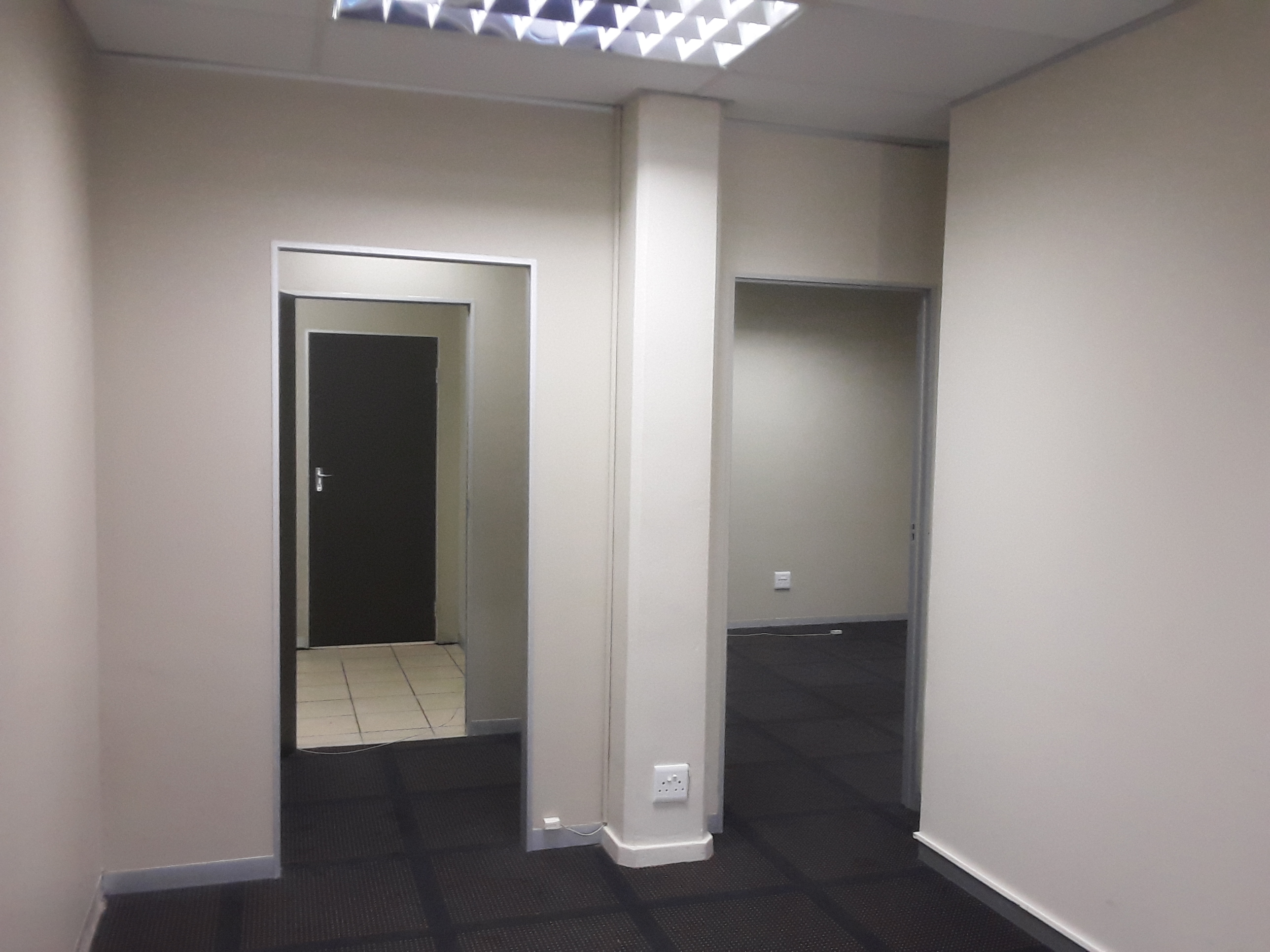 152m² Office Space to rent at Ferndale Mews in Ferndale