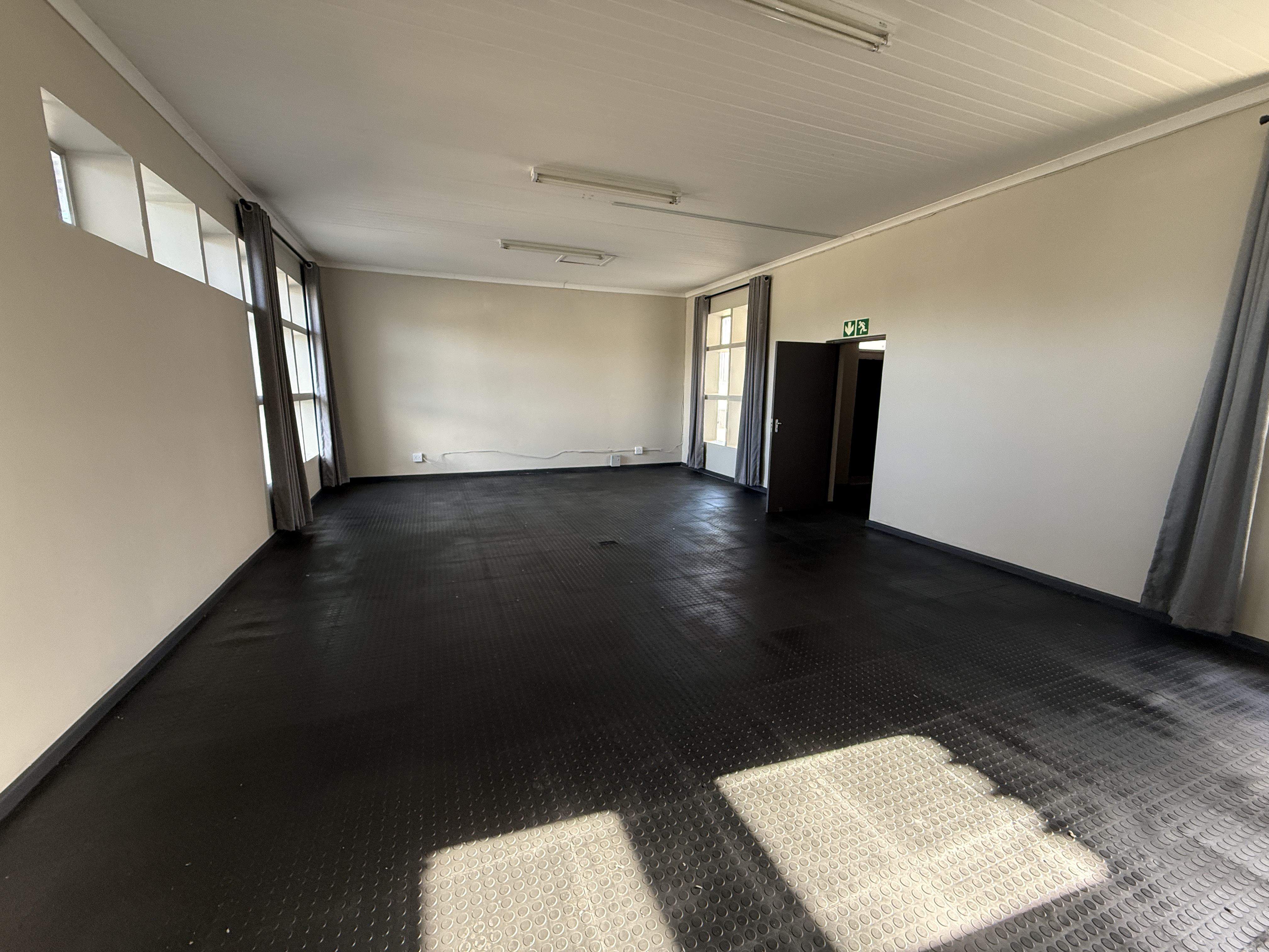 602m² Office Space to rent at Firgrove Business Park in Firgrove