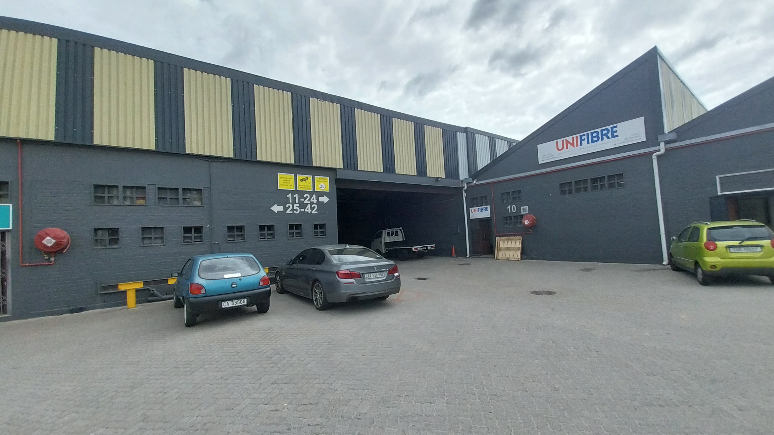 Warehouse to rent at Gunners Factory Park in Epping Industrial