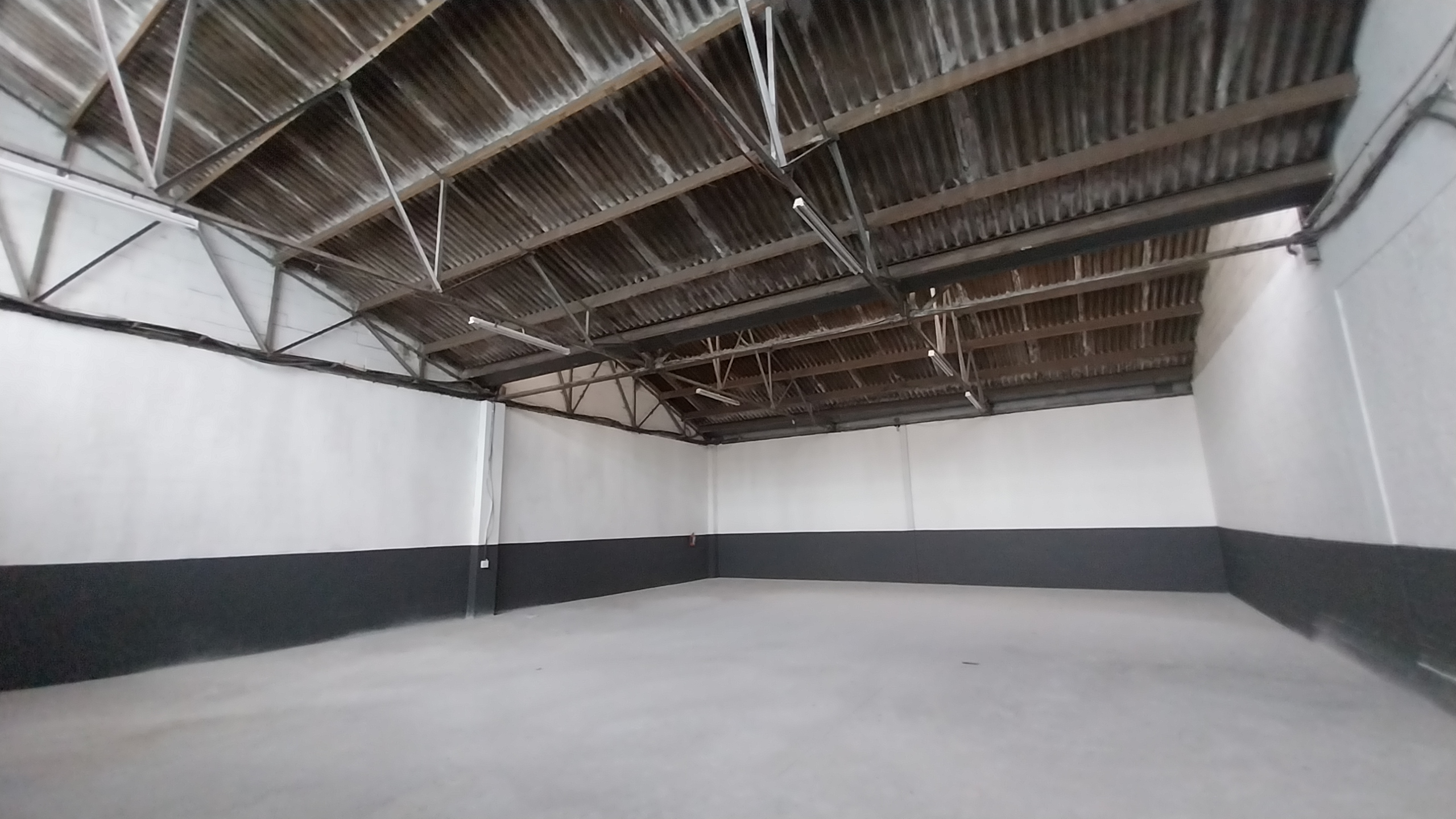 Warehouse to rent at Gunners Factory Park in Epping Industrial