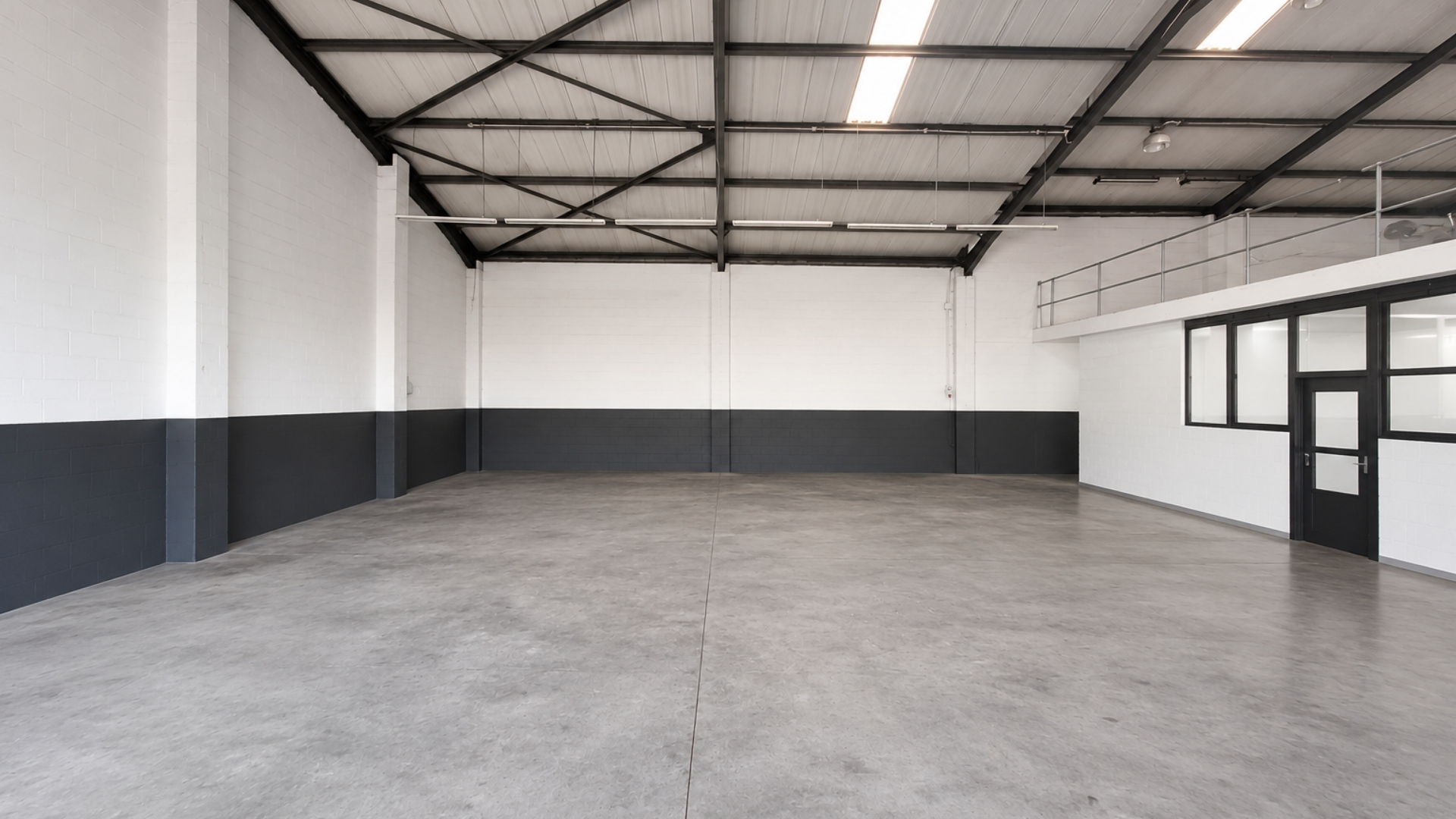 420m² Warehouse to rent at Gunners Factory Park in Epping Industrial