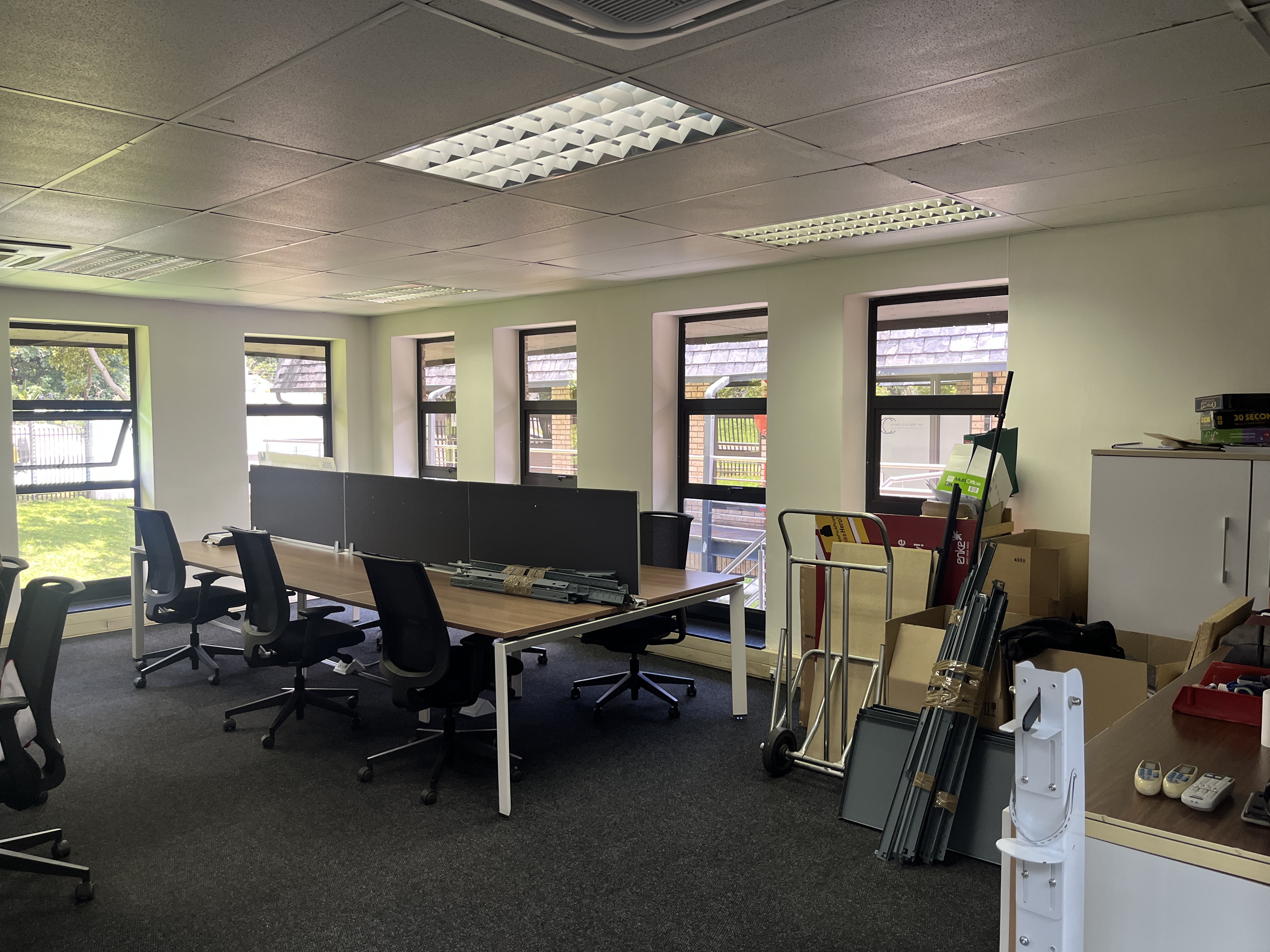 150m² Office Space to rent at Hurlingham Office Park in Hurlingham
