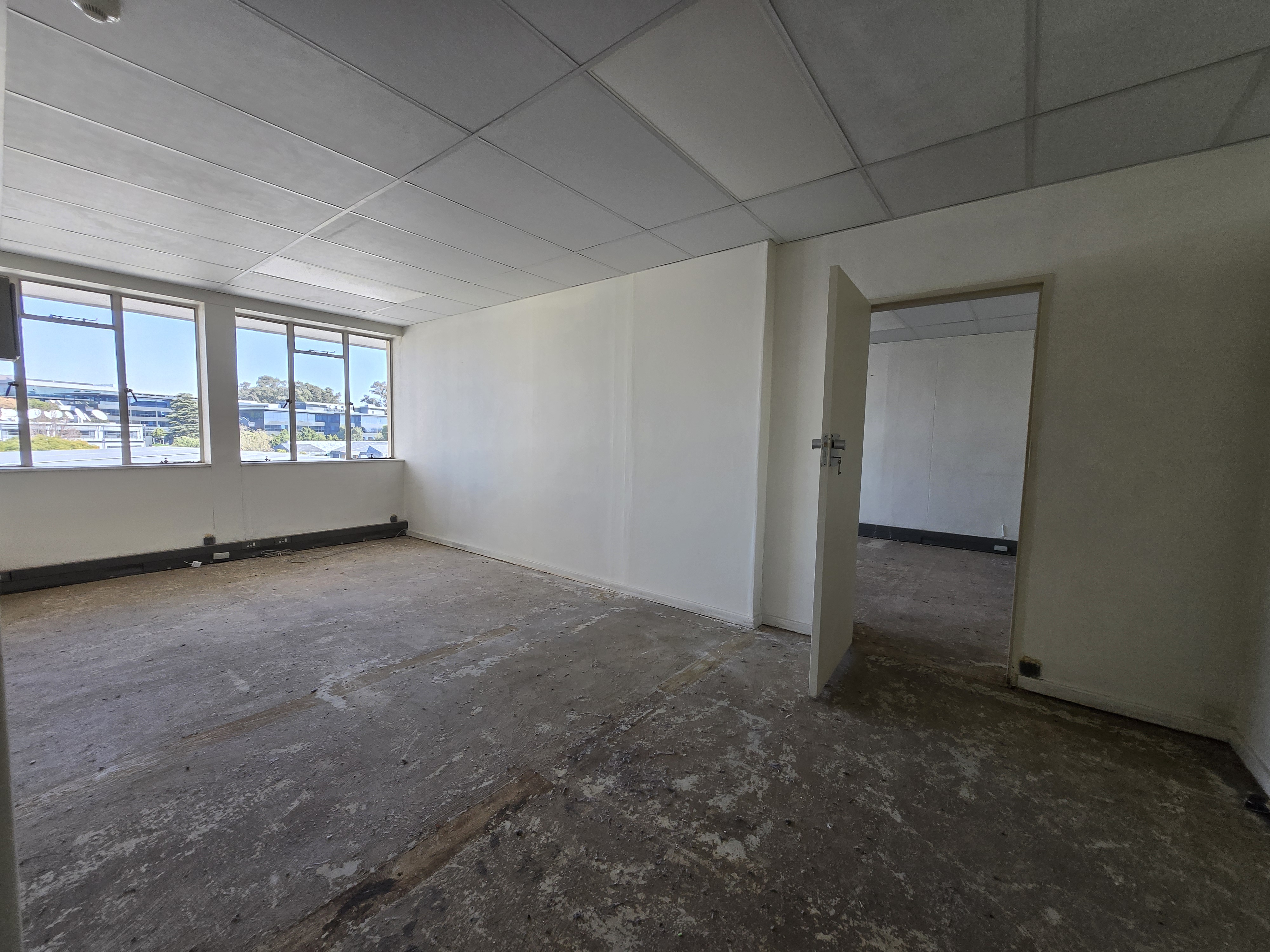 Office Space to rent at Hyde Park Corner Office Towers in Hyde Park
