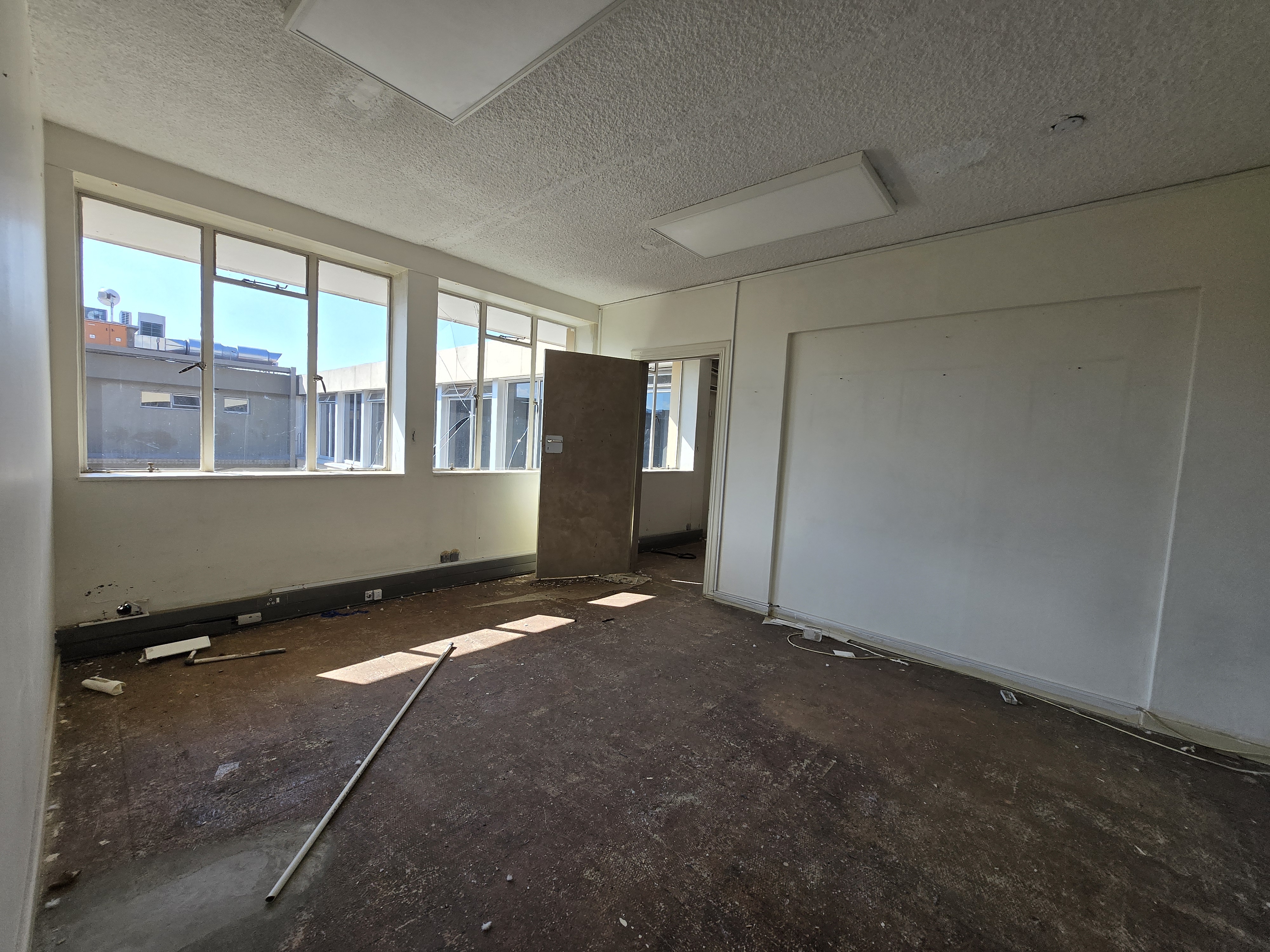 Office Space to rent at Hyde Park Corner Office Towers in Hyde Park