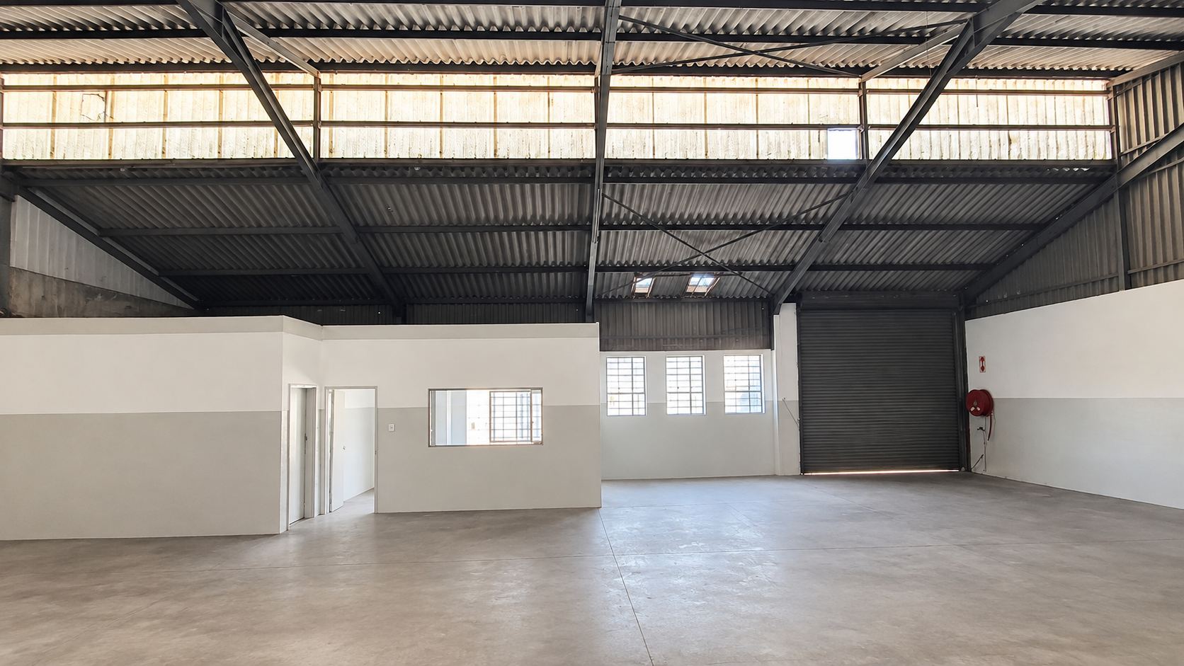 255m² Warehouse to rent at Hydro Park in Stikland
