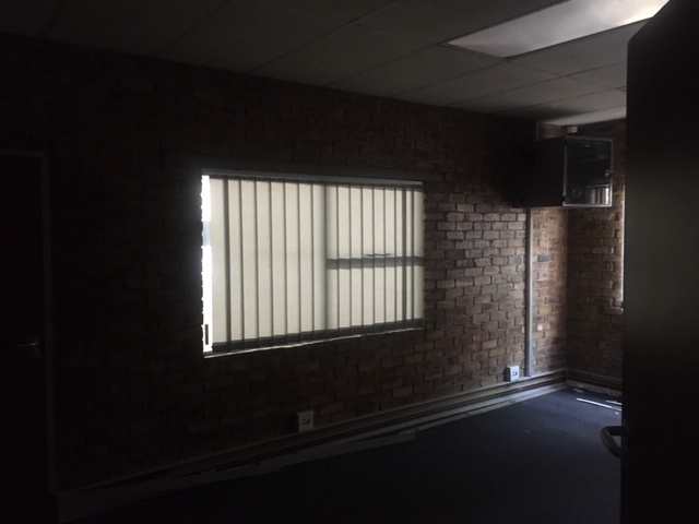 Warehouse to rent at Investment Property - Kya Sands in Kya Sand