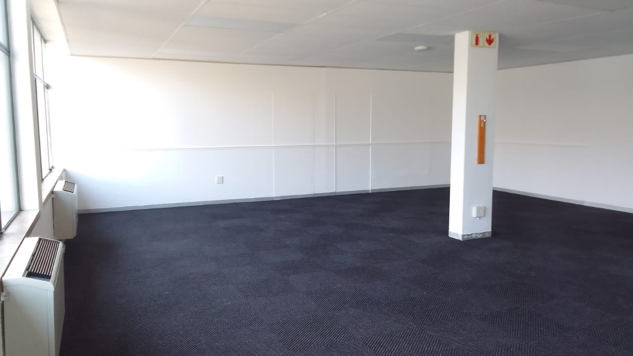 254m² Office Space to rent at Lone Creek in Midrand