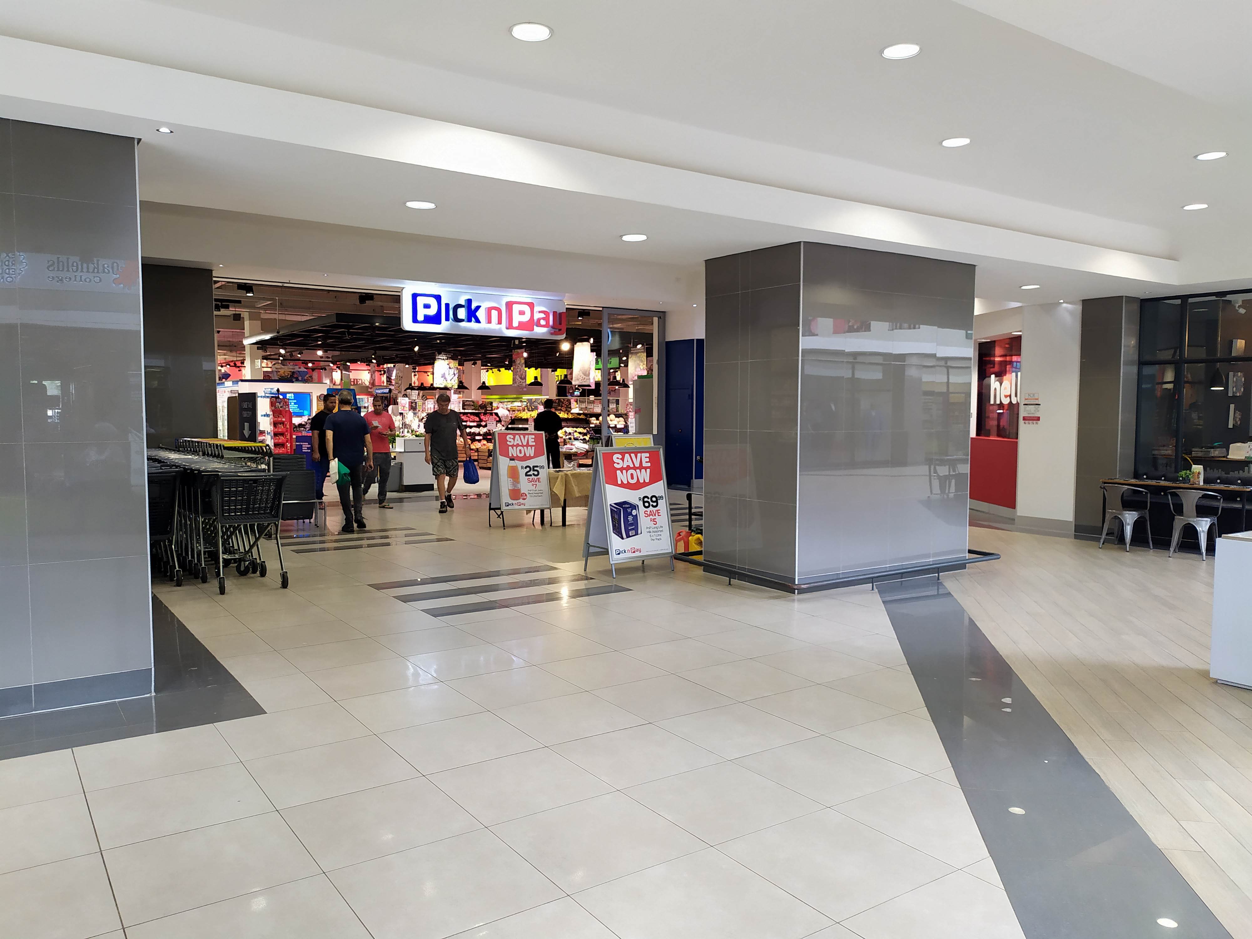 Retail Shops to rent at Lynnridge Mall in Lynnwood