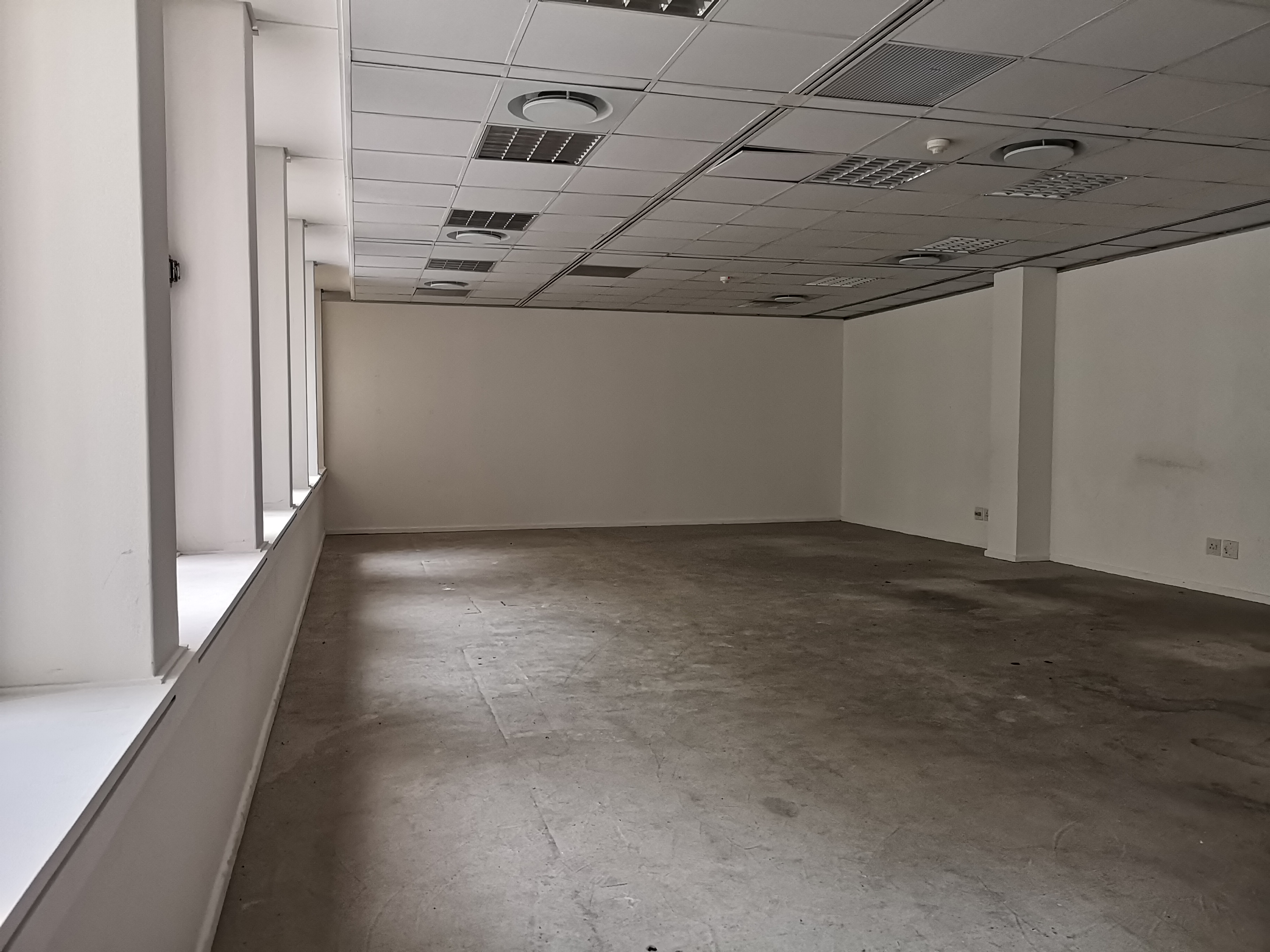 102m² Office Space to rent at Matador Centre in Cape Town CBD