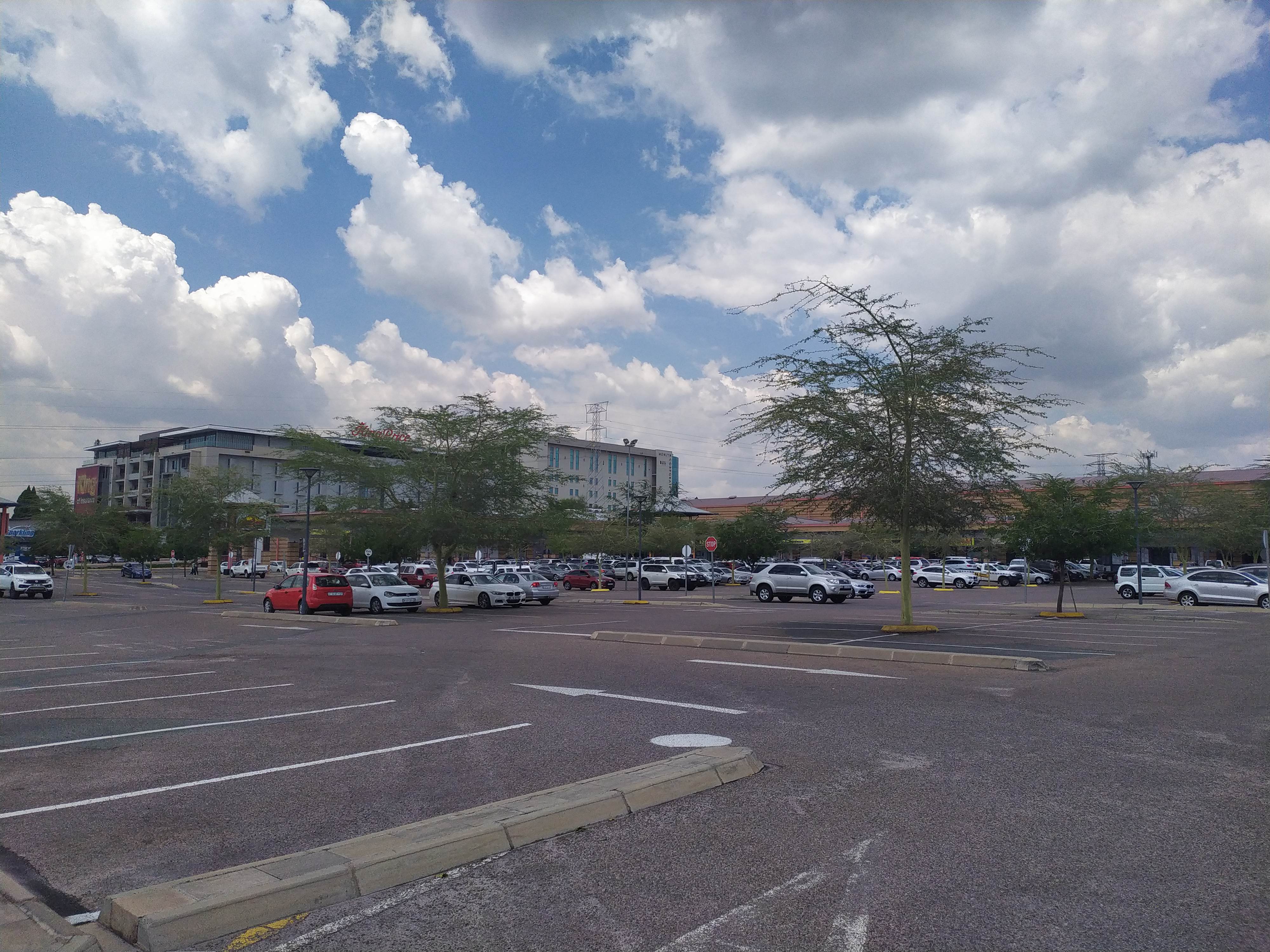 Retail Shops to rent at Menlyn Retail Park in Newlands PTA