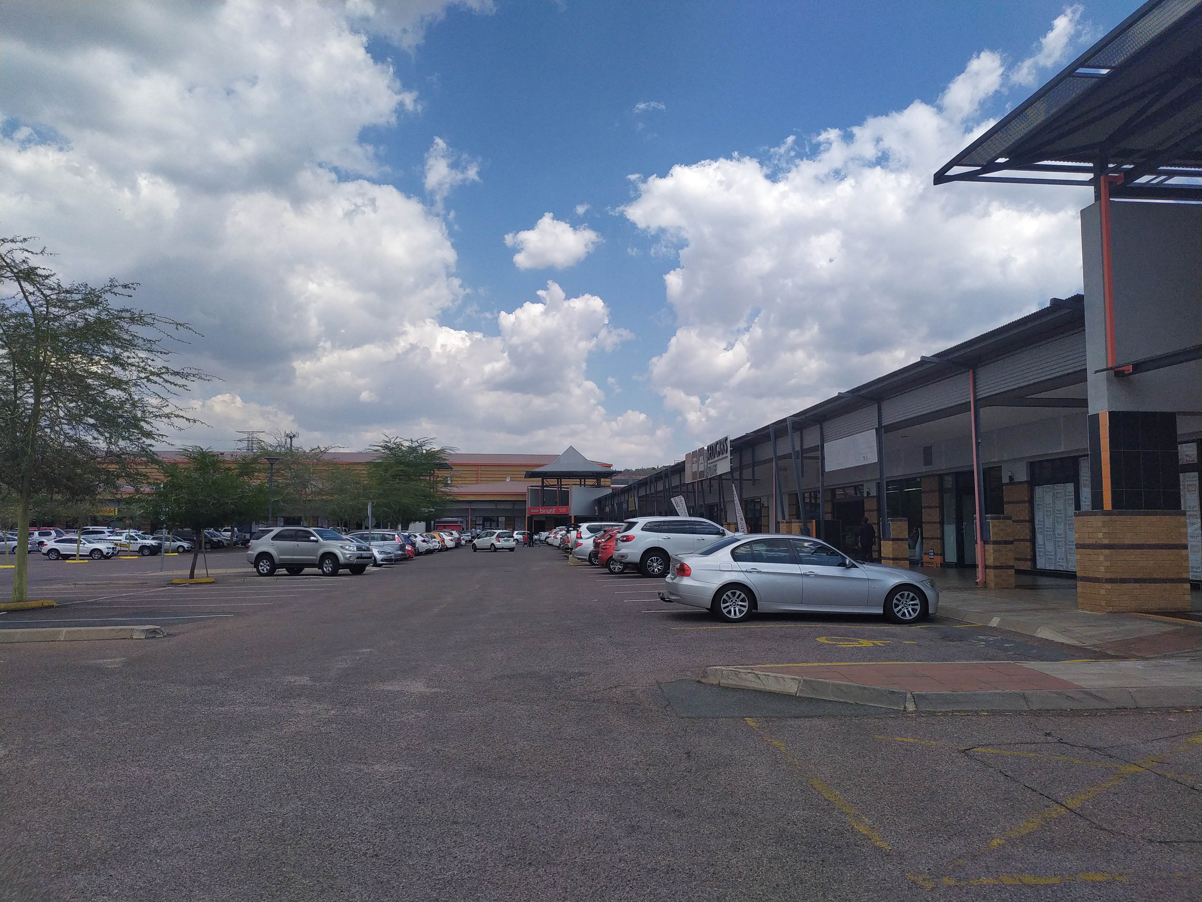 Retail Shops to rent at Menlyn Retail Park in Newlands PTA