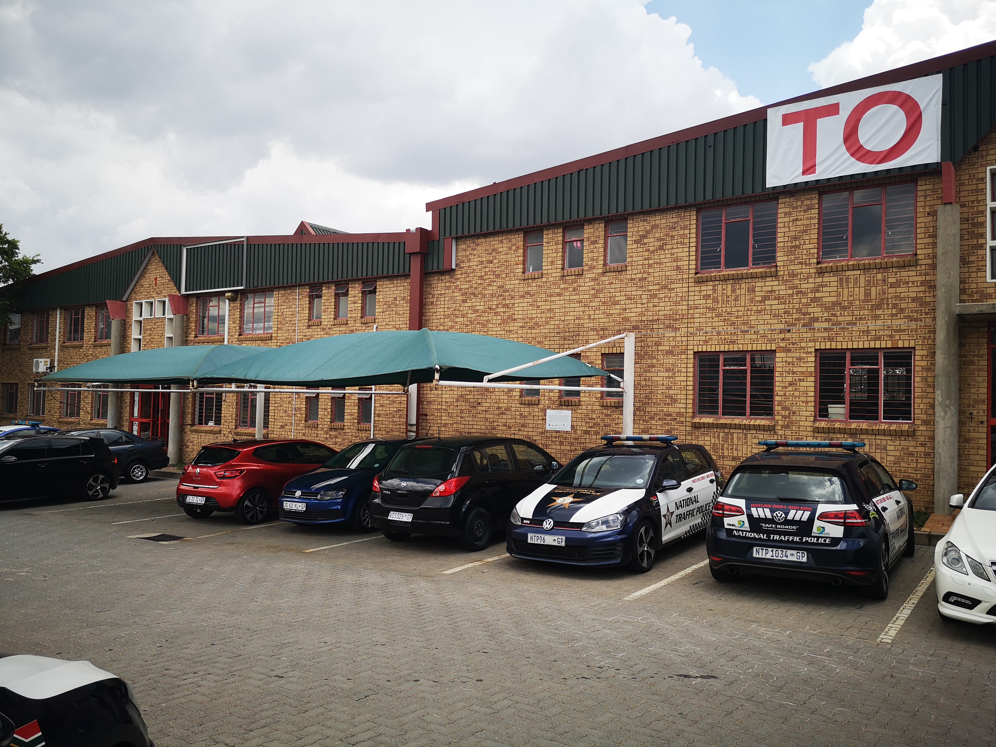Samrand Samrand Business Park | Warehouse to let | Rennie Knight Frank