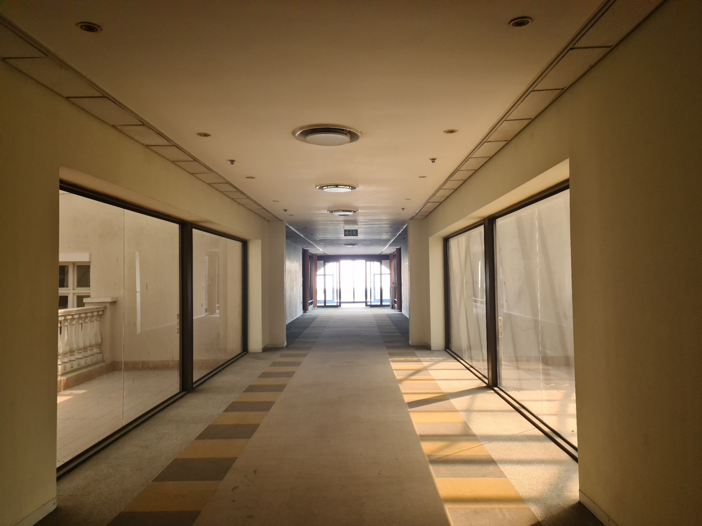 133m² Office Space to rent at Nelson Mandela Square in Sandton Central