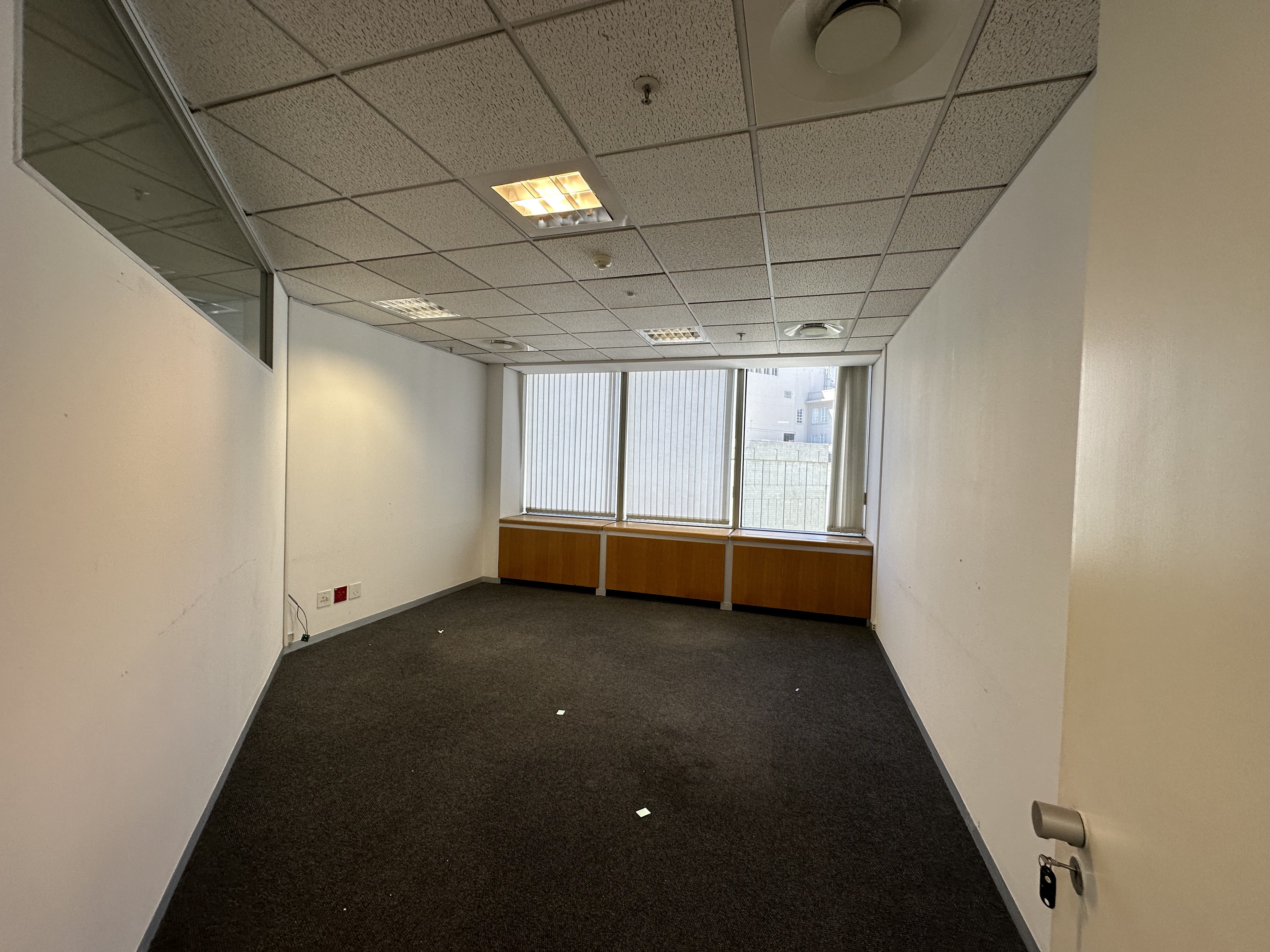 656m² Office Space to rent at SA Reserve Bank Building in Cape Town CBD