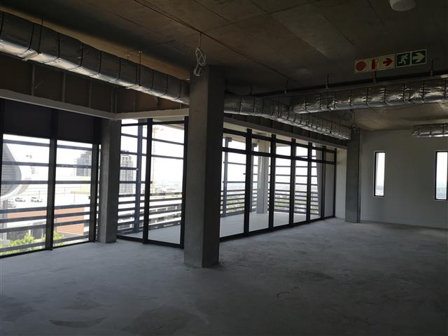 1 161m² Office Space to rent at The Ingress - Phase 1 in Waterfall City