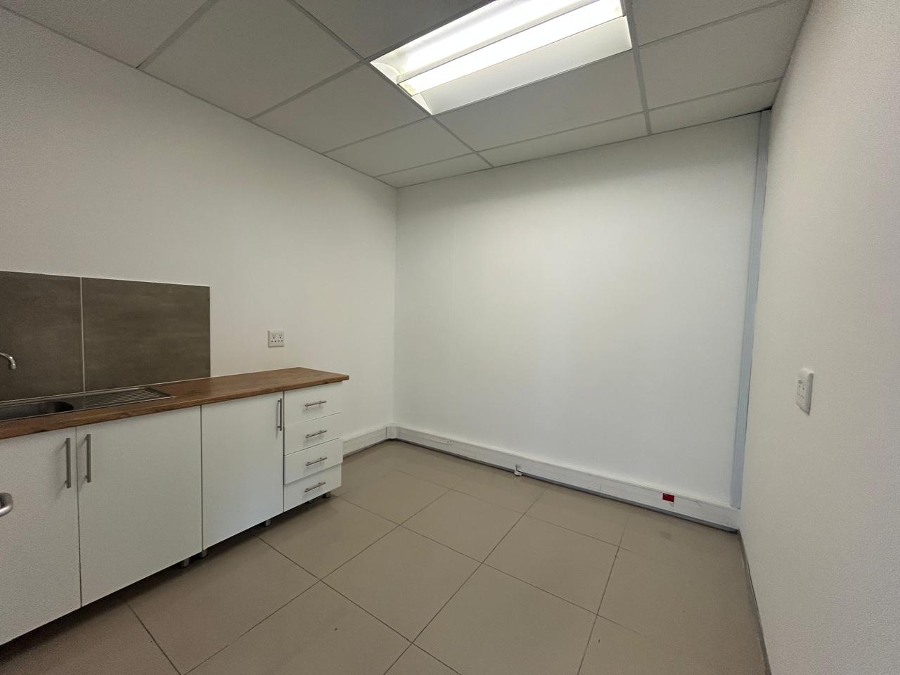 263m² Office Space to rent at The Towers  - Ex Standard Bank Centre in Cape Town CBD